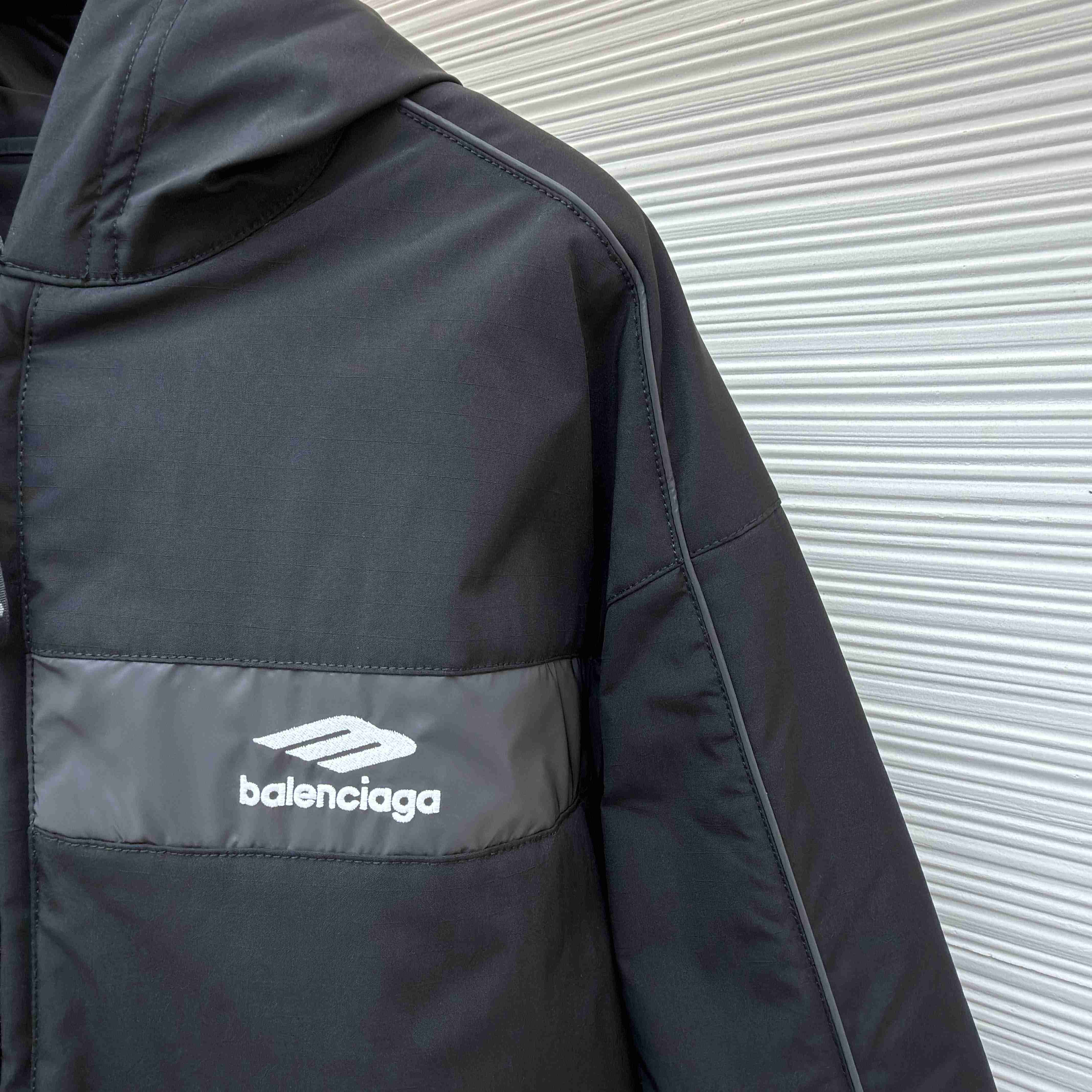 Balenciaga 3B Sports Icon Ski Tracksuit Parka in black - DopestKickz