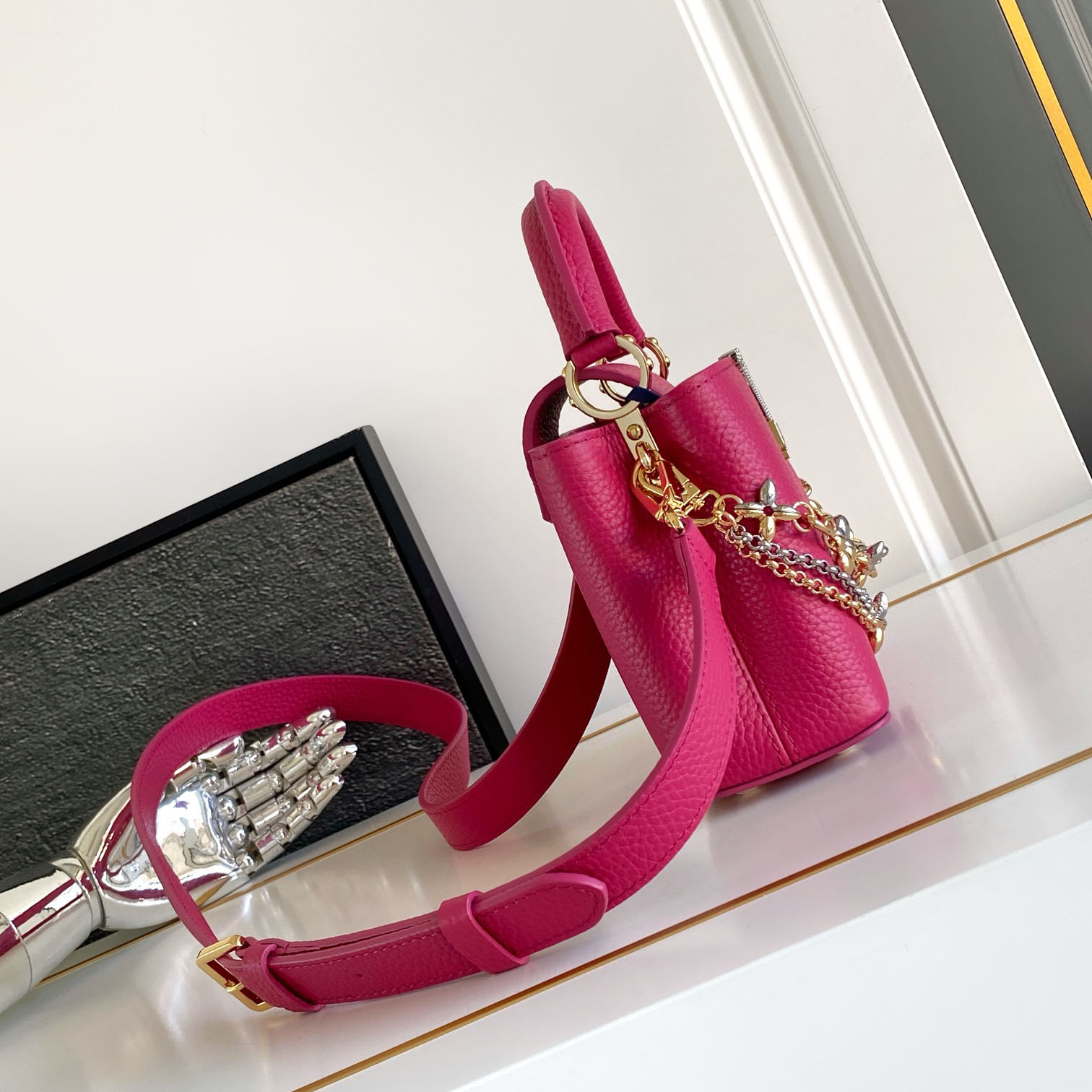 Louis Vuitton Capucines Mini M26507 - DopestKickz