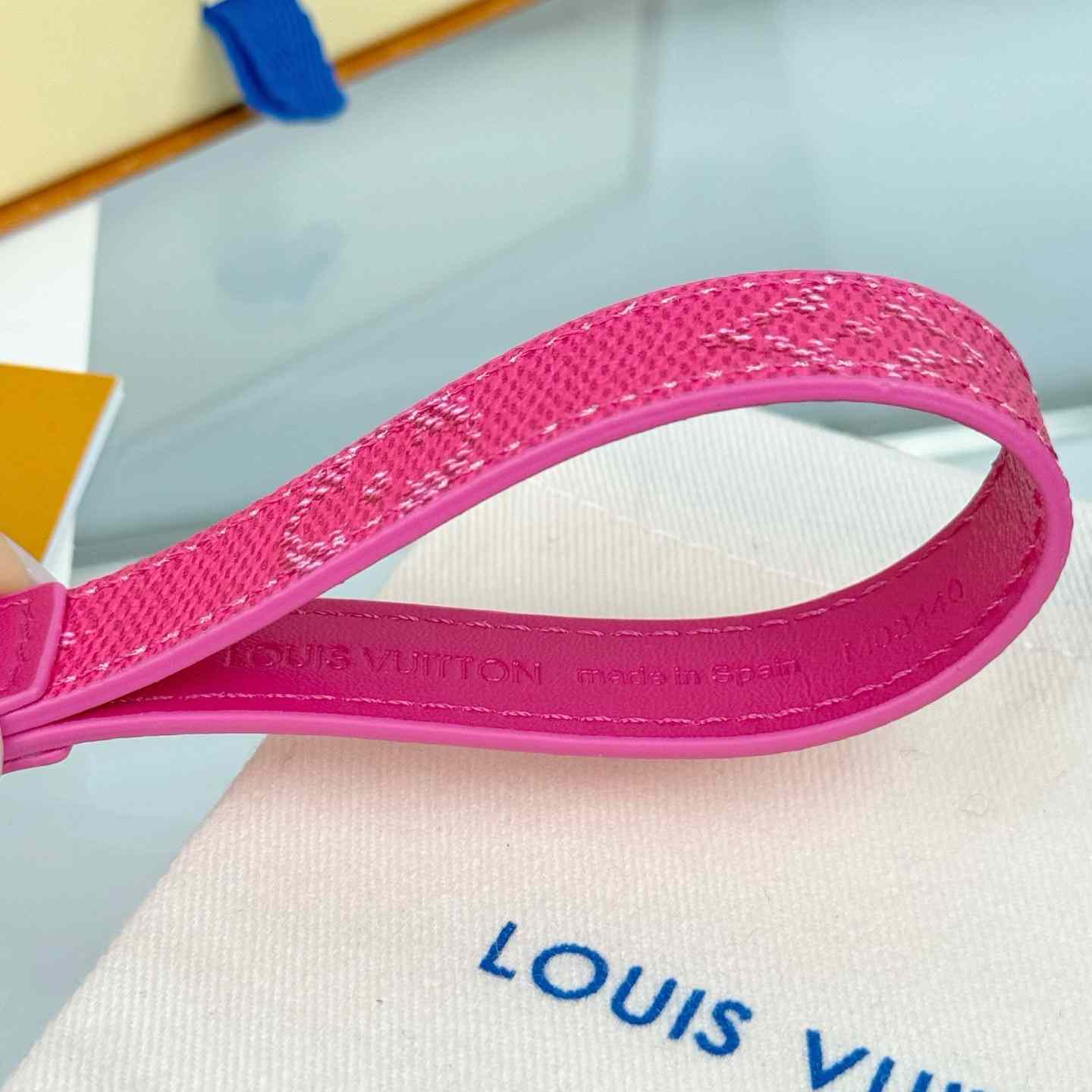 Louis Vuitton LV Slim Dragonne Key Holder and Bag Charm S00  - DopestKickz