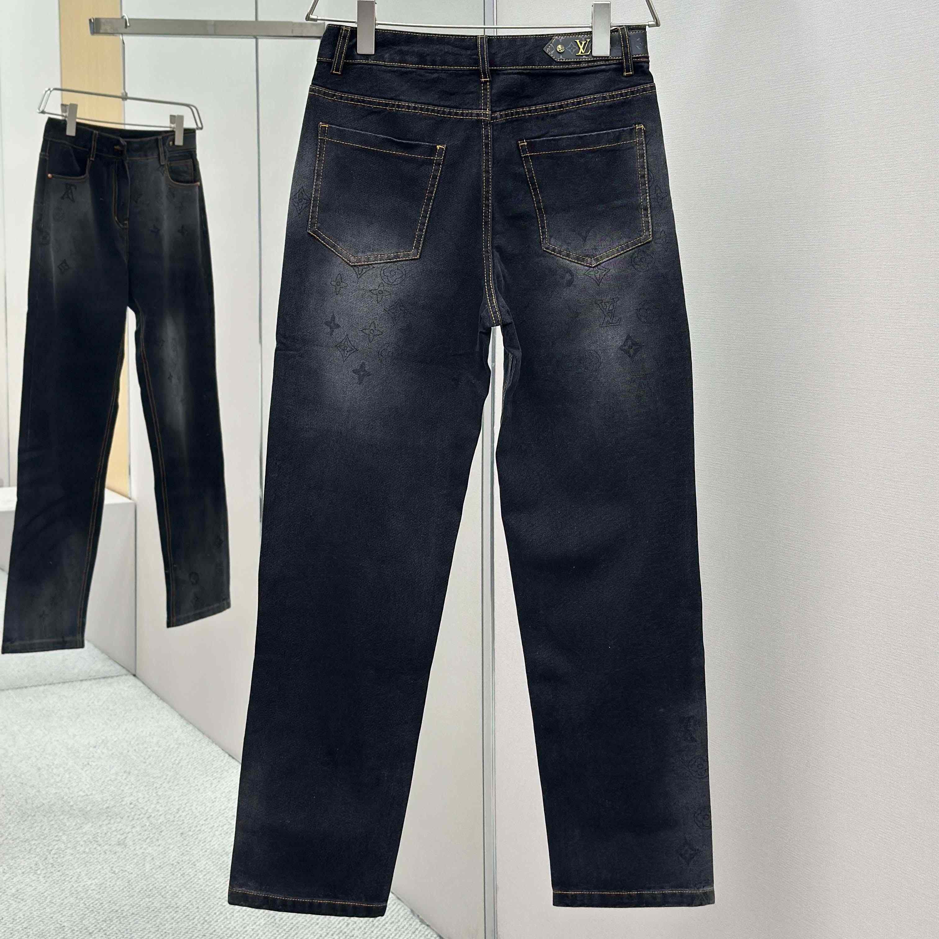 Louis Vuitton Jeans - DopestKickz