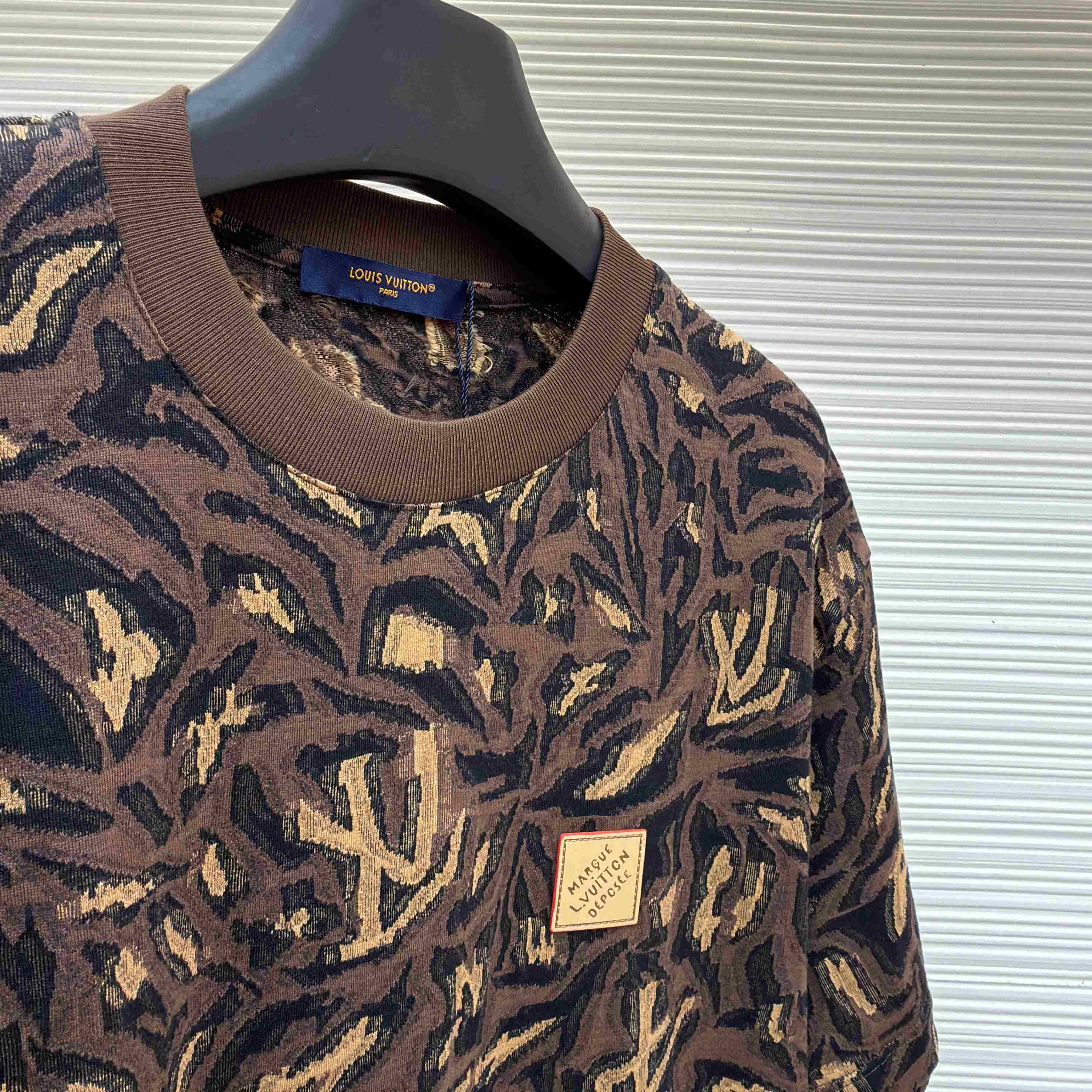 Louis Vuitton Jacquard T-Shirt   1AIMK7 - DopestKickz