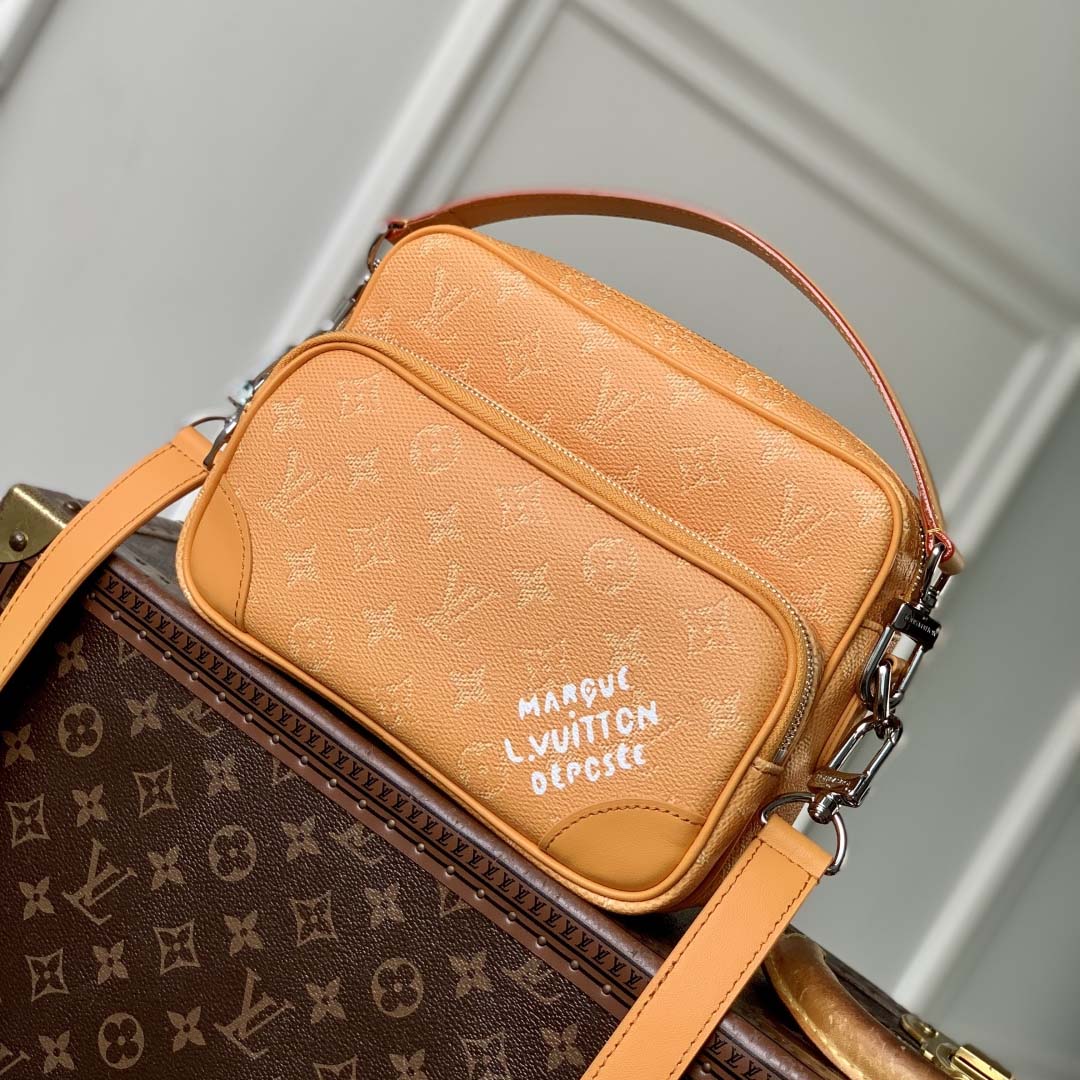 Louis Vuitton Nil Monogram    M27232 - DopestKickz