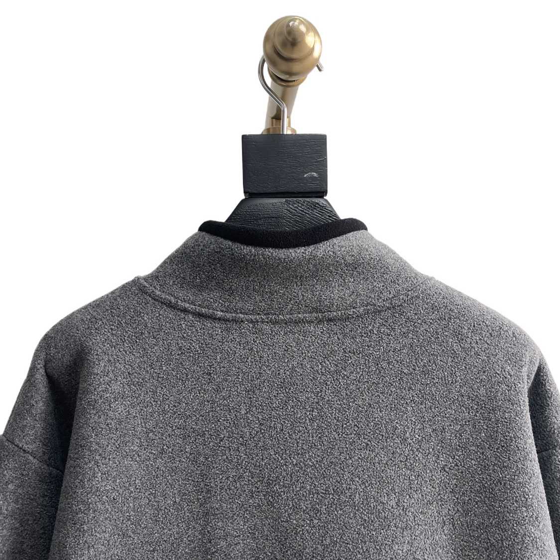 Miu Miu Logo-embroidered Fleece Sweatshirt    60056 - DopestKickz