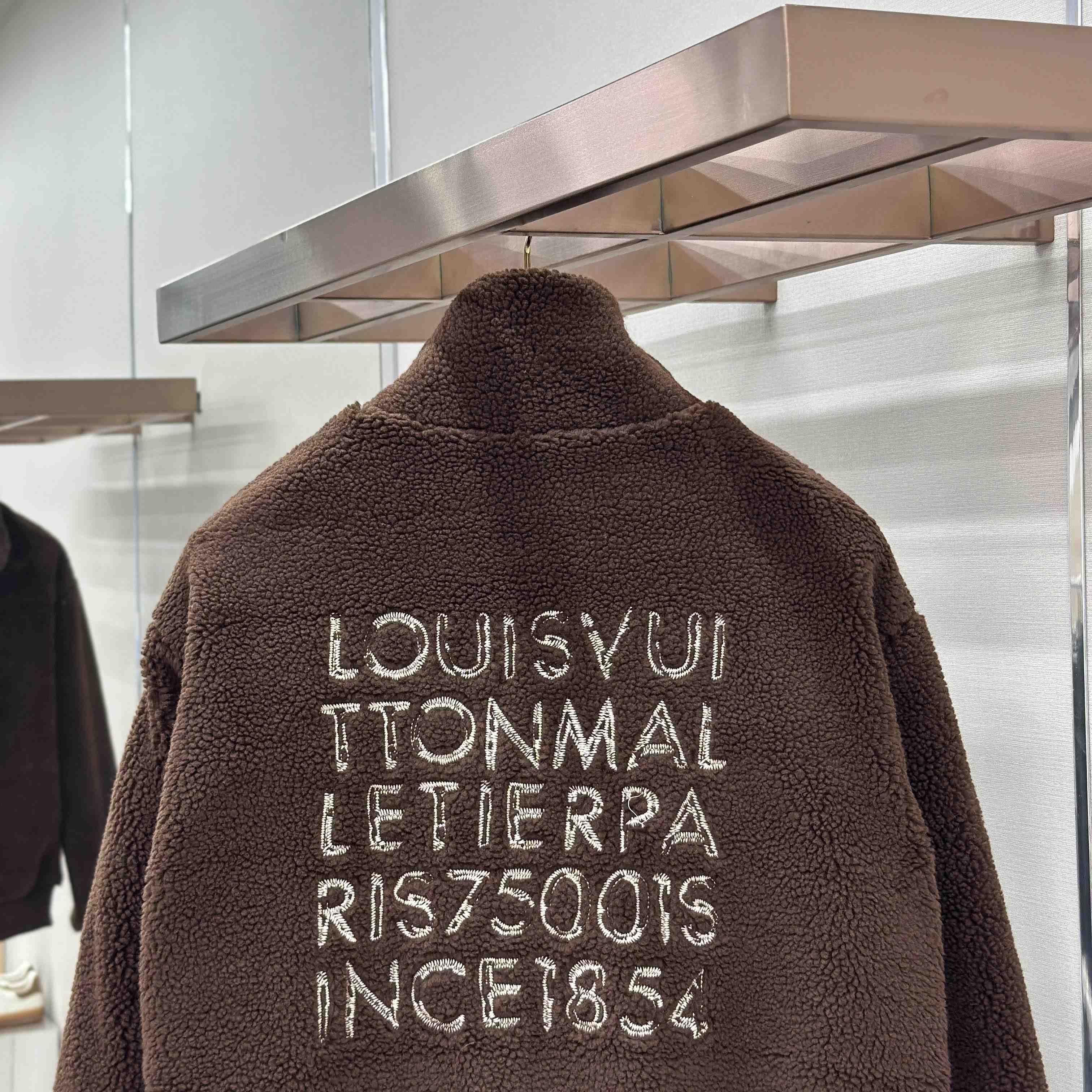 Louis Vuitton Zippered Fleece Blouson    1AJTU2 - DopestKickz