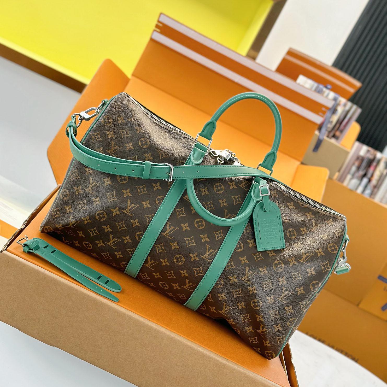 Louis Vuitton Keepall Bandoulière 50 M12630 - DopestKickz