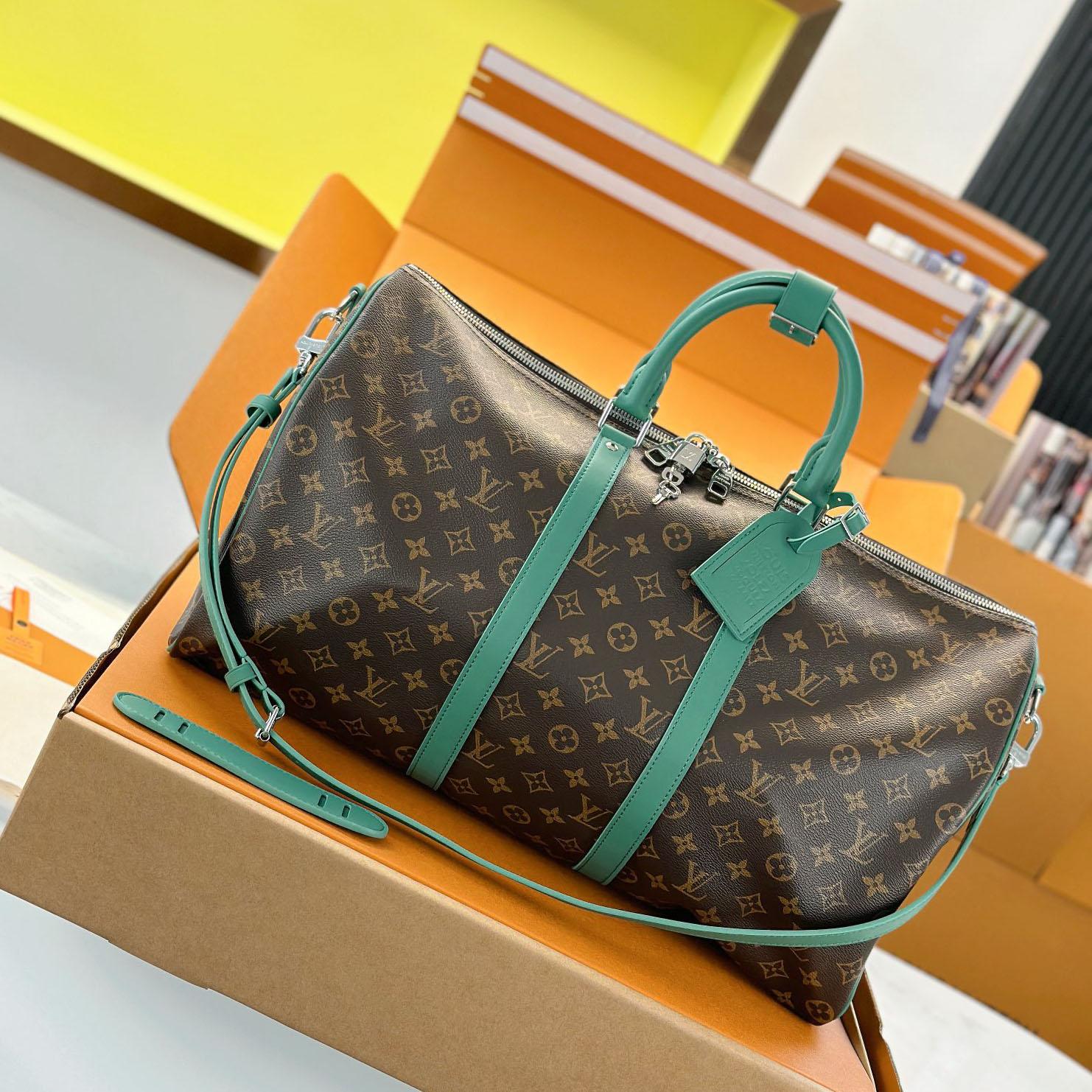 Louis Vuitton Keepall Bandoulière 50 M12630 - DopestKickz