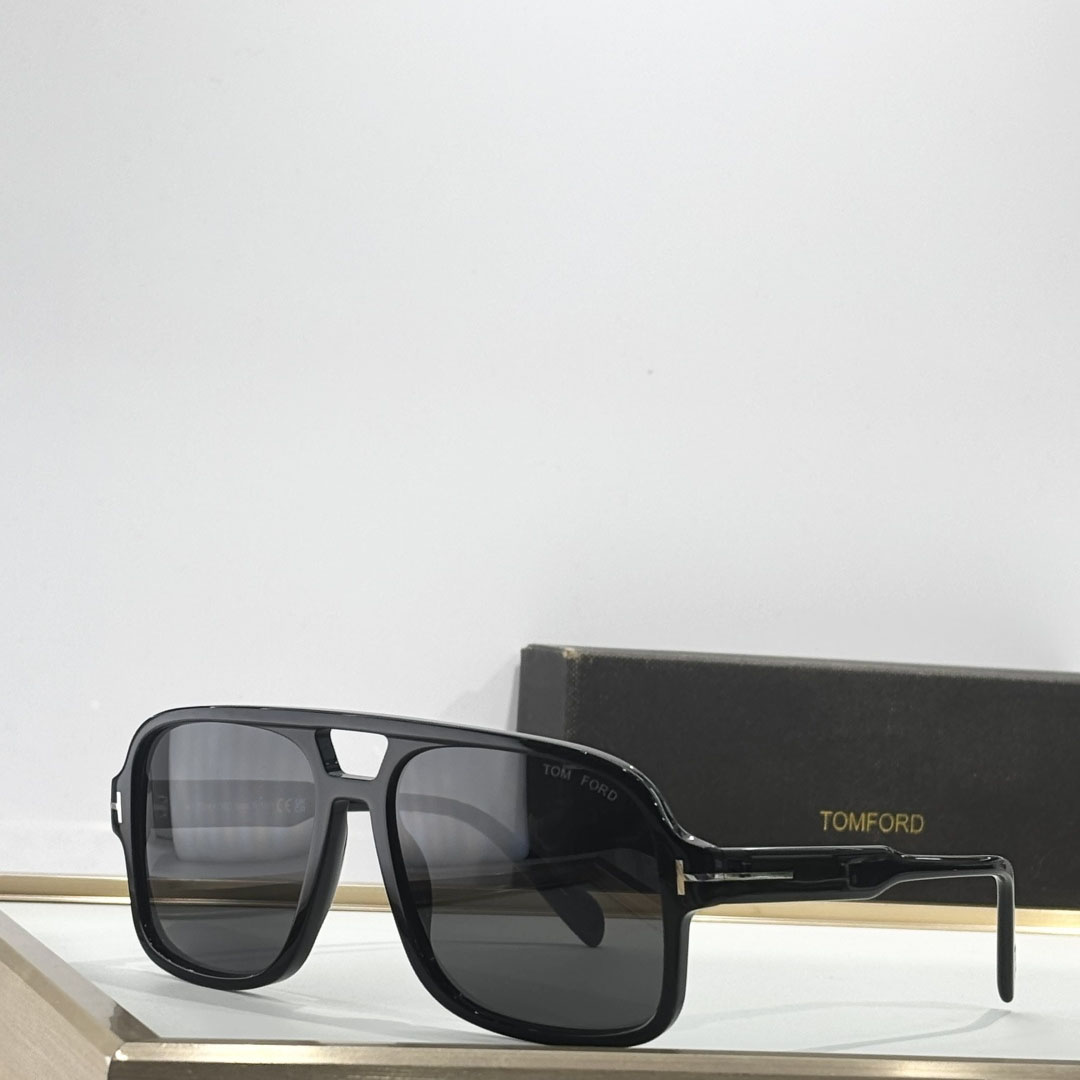 Tom Ford TF884 Sunglasses - DopestKickz
