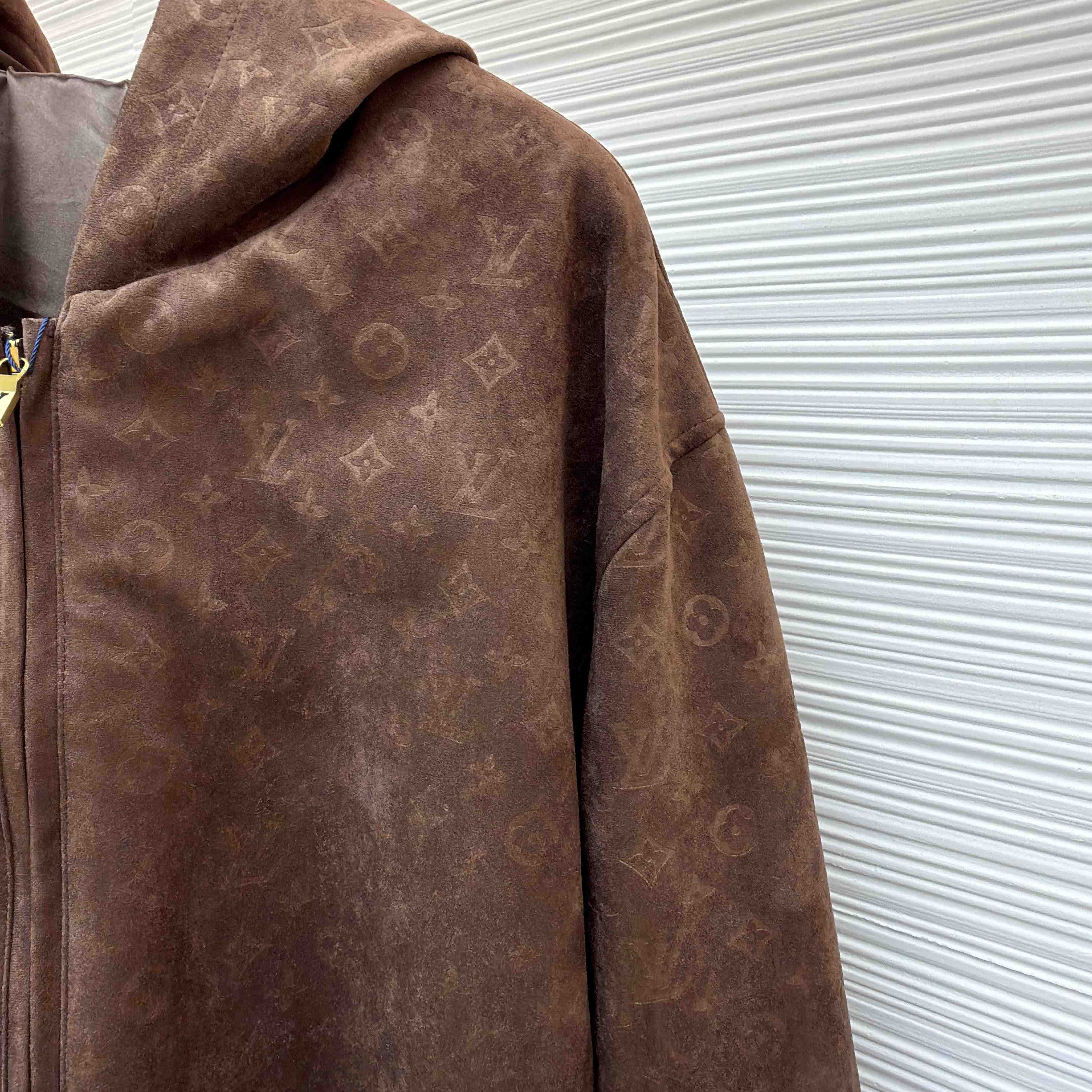 Louis Vuitton Monogram Embossed Suede Hoodie    1AJUNM - DopestKickz