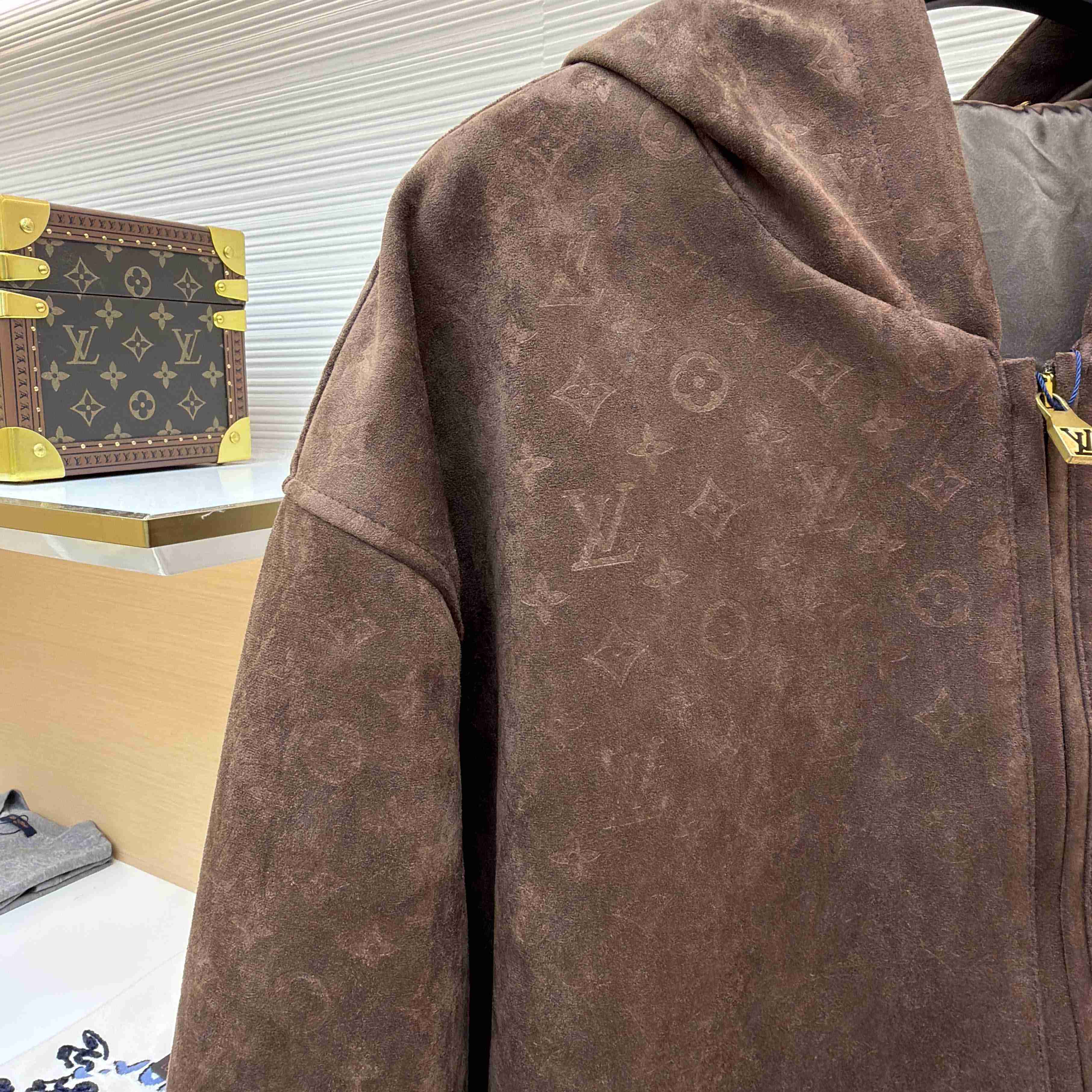 Louis Vuitton Monogram Embossed Suede Hoodie    1AJUNM - DopestKickz
