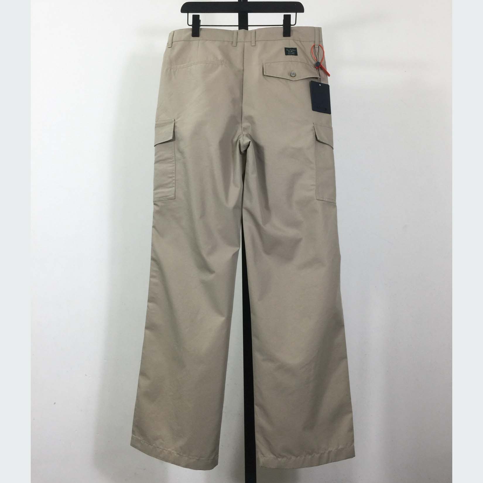 Louis Vuitton Signature Cargo Pants - DopestKickz