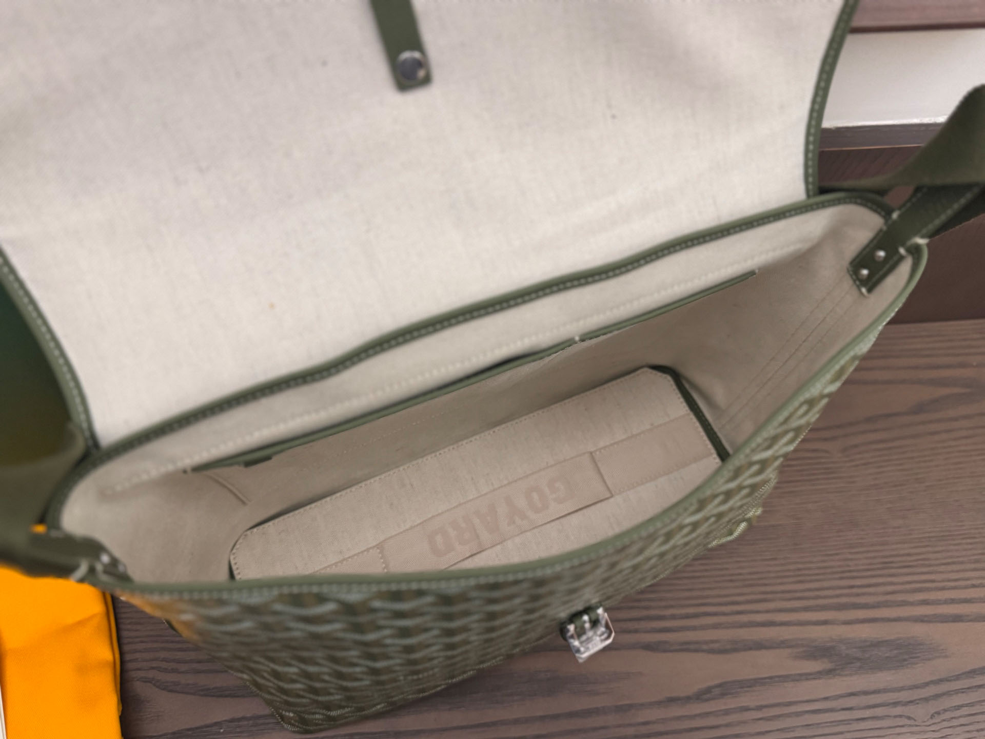 Goyard Coursier Messenger Bag - DopestKickz