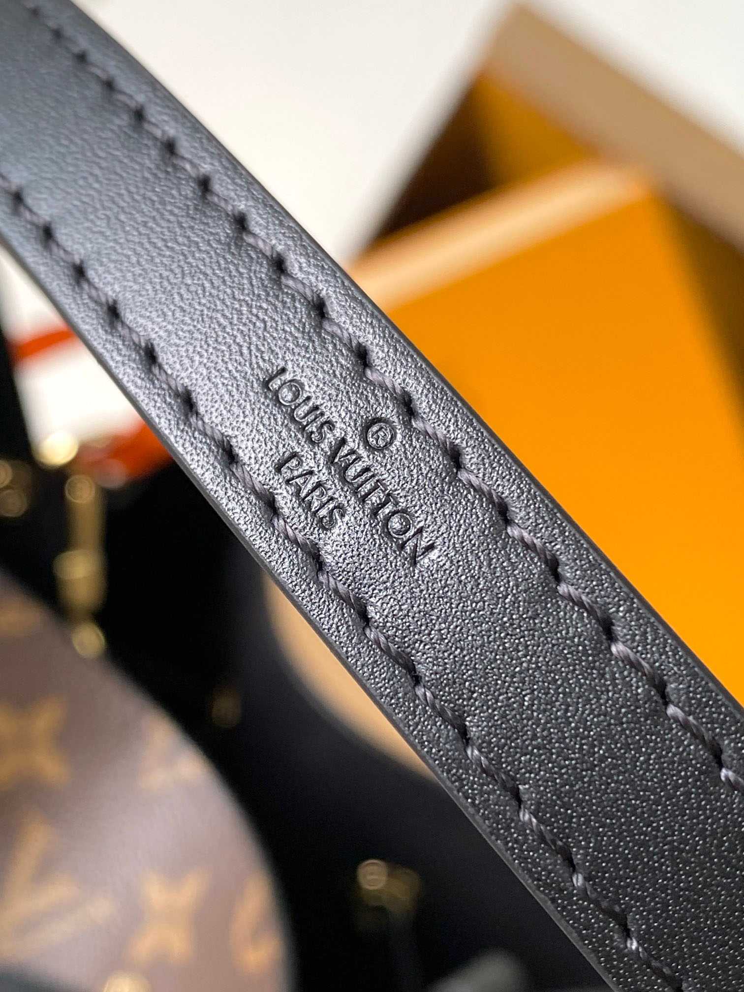 Louis Vuitton NéoNoé MM M44020 - DopestKickz