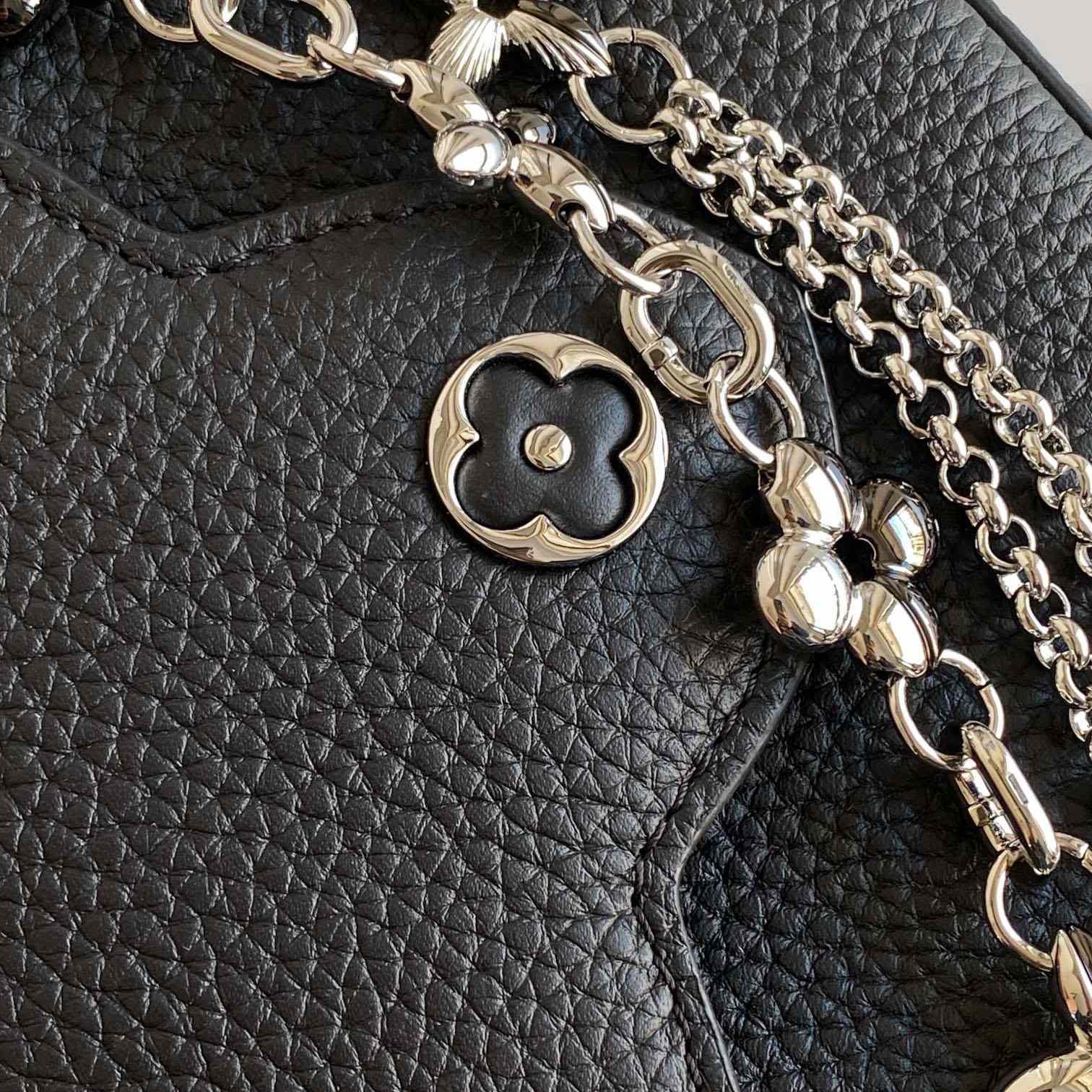 Louis Vuitton Capucines Mini M26351 - DopestKickz