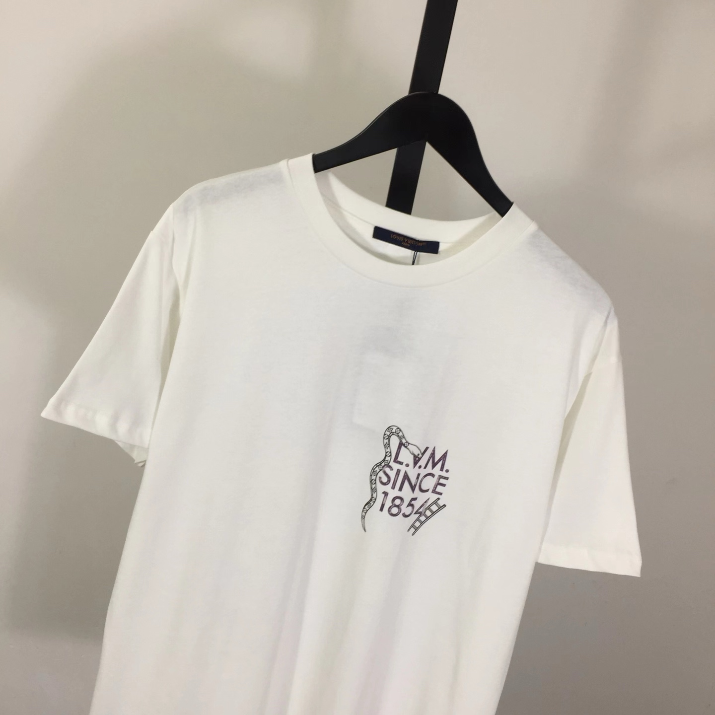 Louis Vuitton Printed T-Shirt    1AJUD5 - DopestKickz