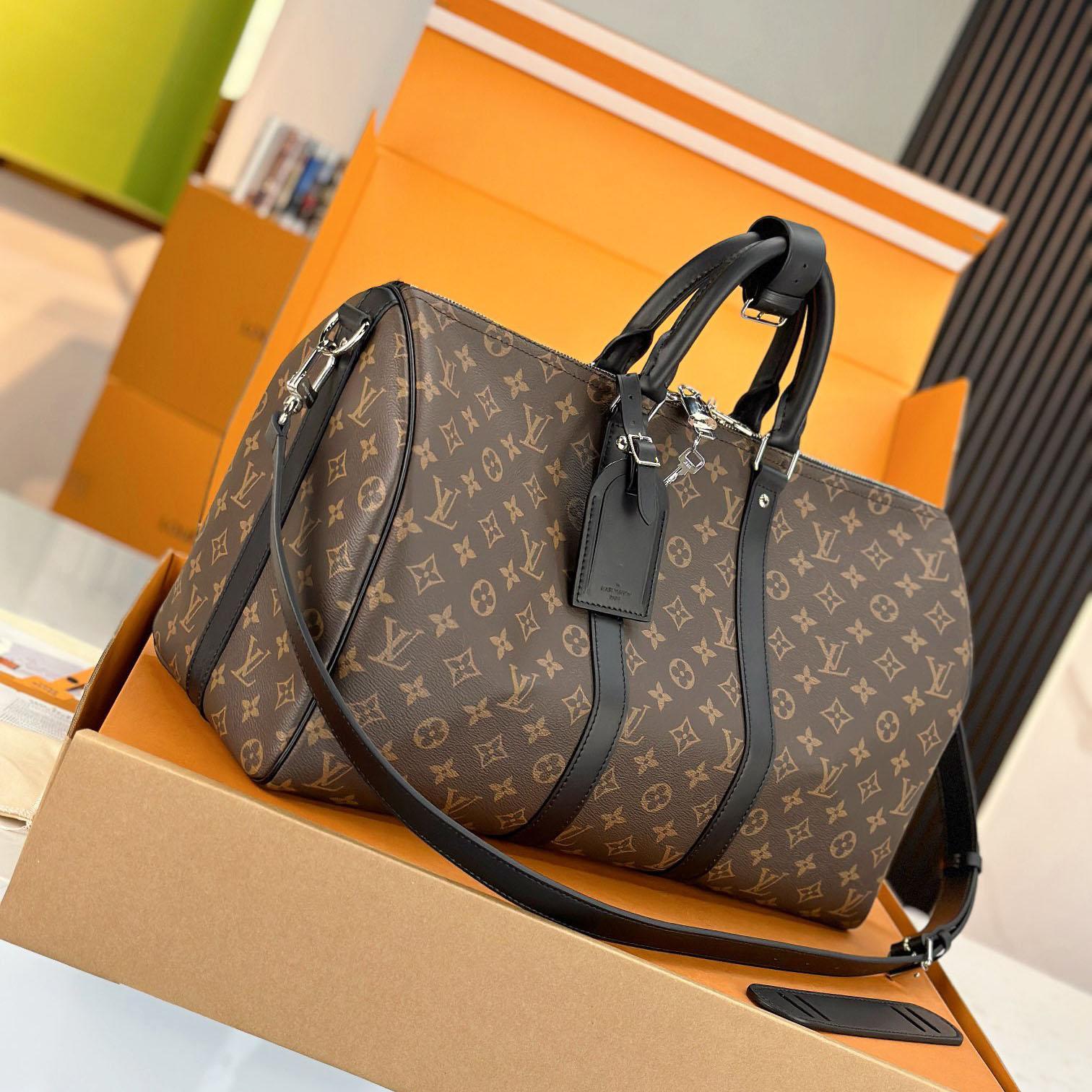 Louis Vuitton Keepall Bandoulière 45 M56711 - DopestKickz