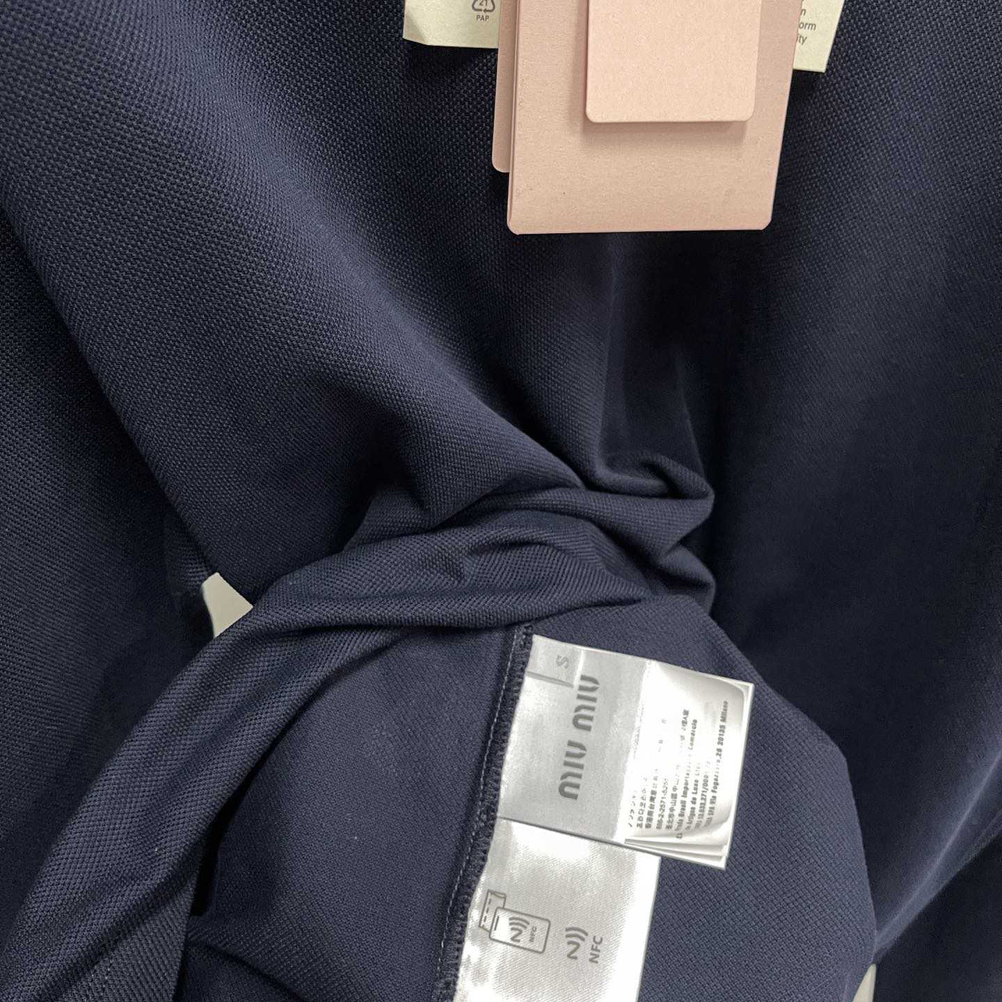 Miu Miu Logo-embroidered Piqué Polo Shirt    60069 - DopestKickz