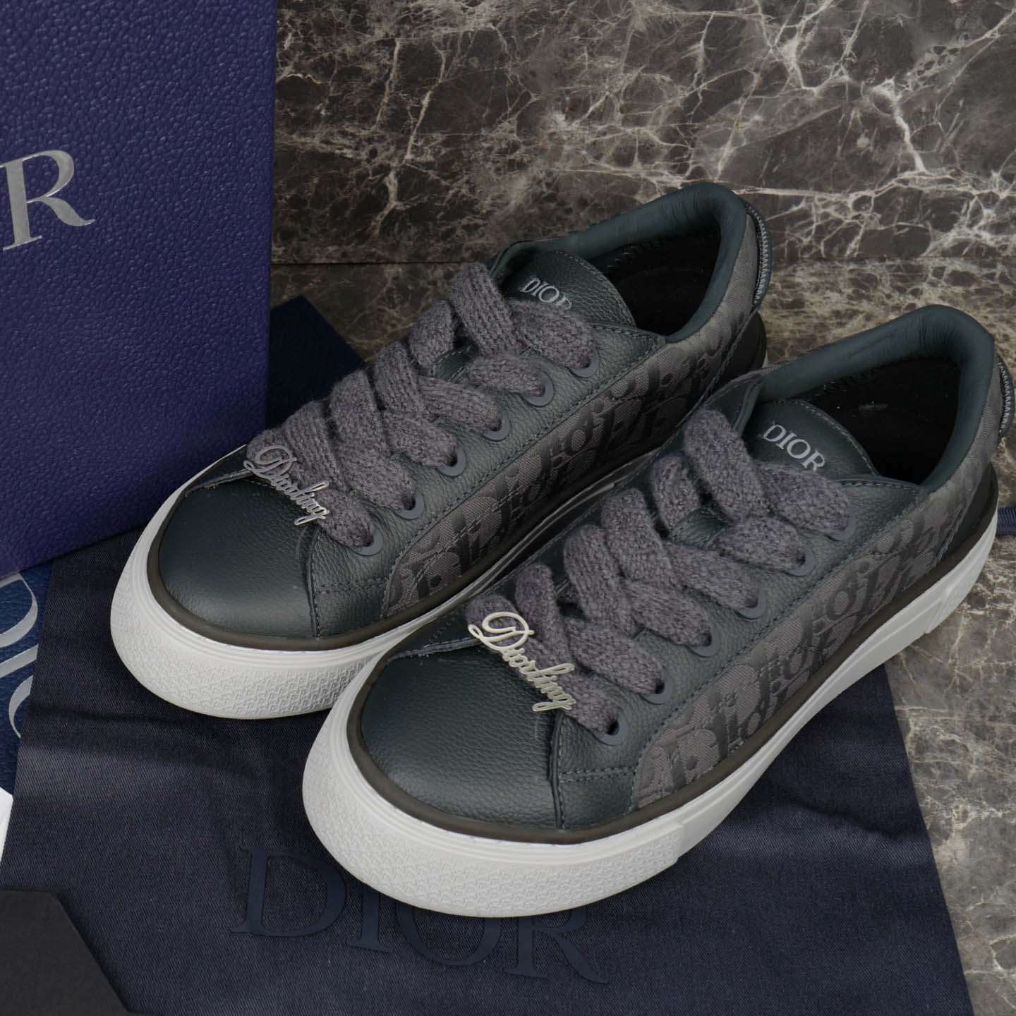 Dior B33 Spin Sneaker - DopestKickz