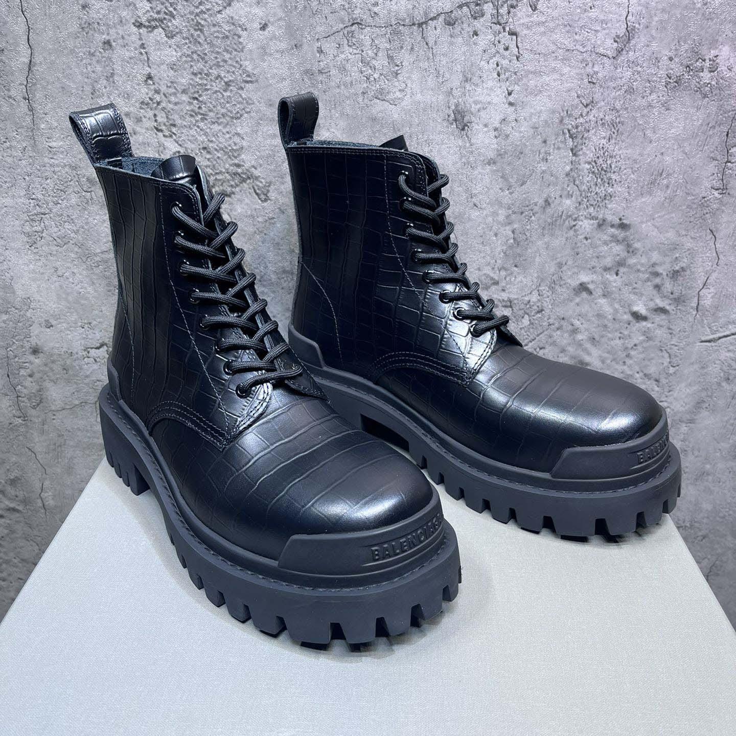 Balenciaga Strike 20mm Lace-up Boot - DopestKickz