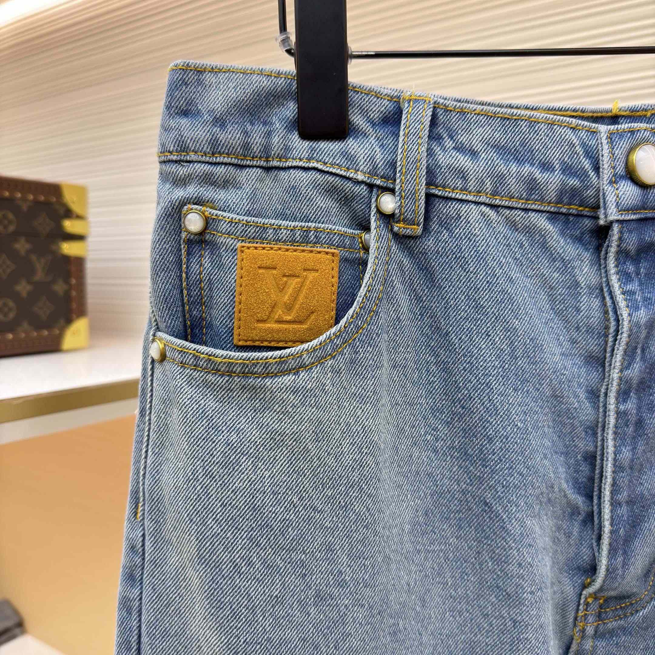 Louis Vuitton Denim Carpenter Pants    1AJBKQ - DopestKickz