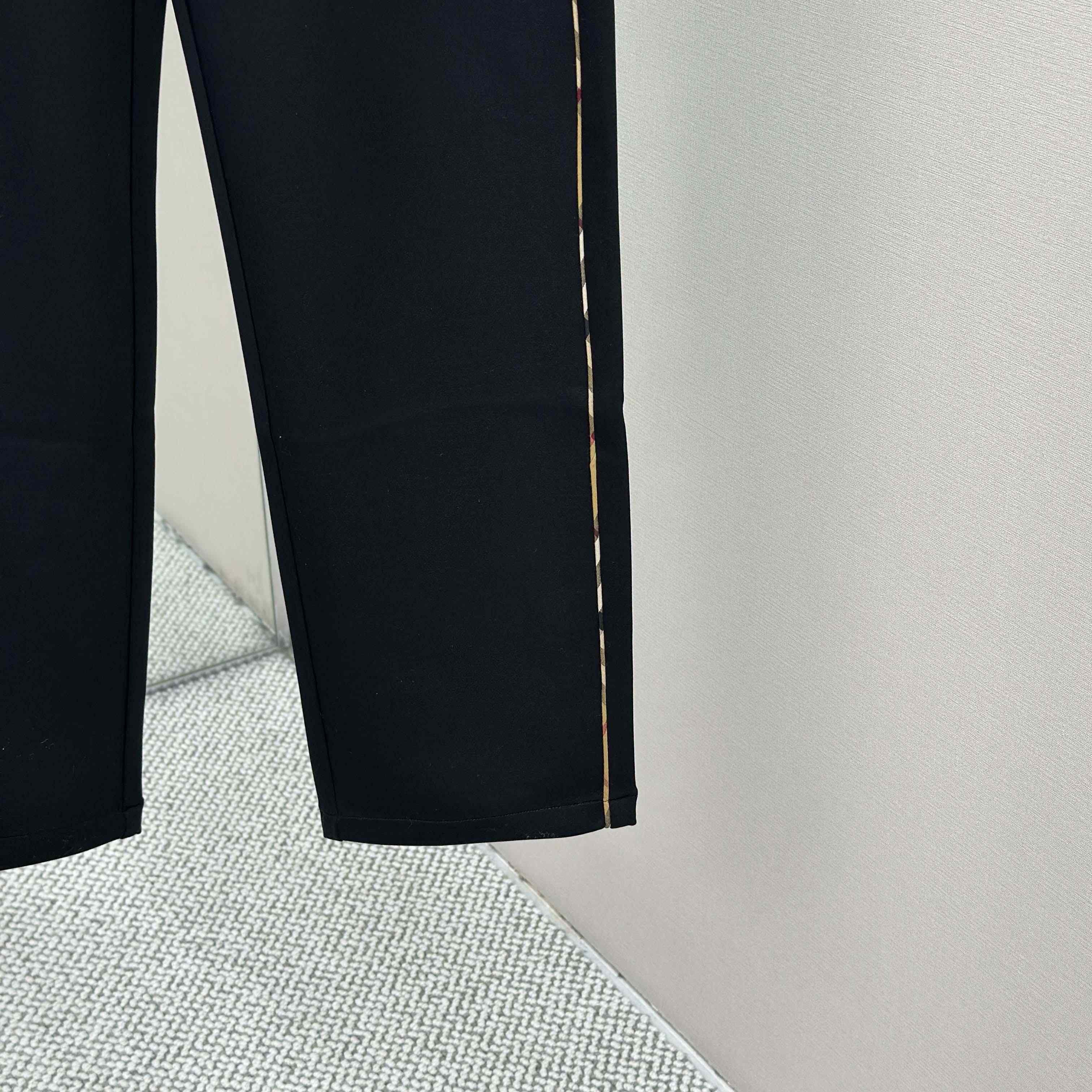 Burberry Trousers In Cotton  - DopestKickz