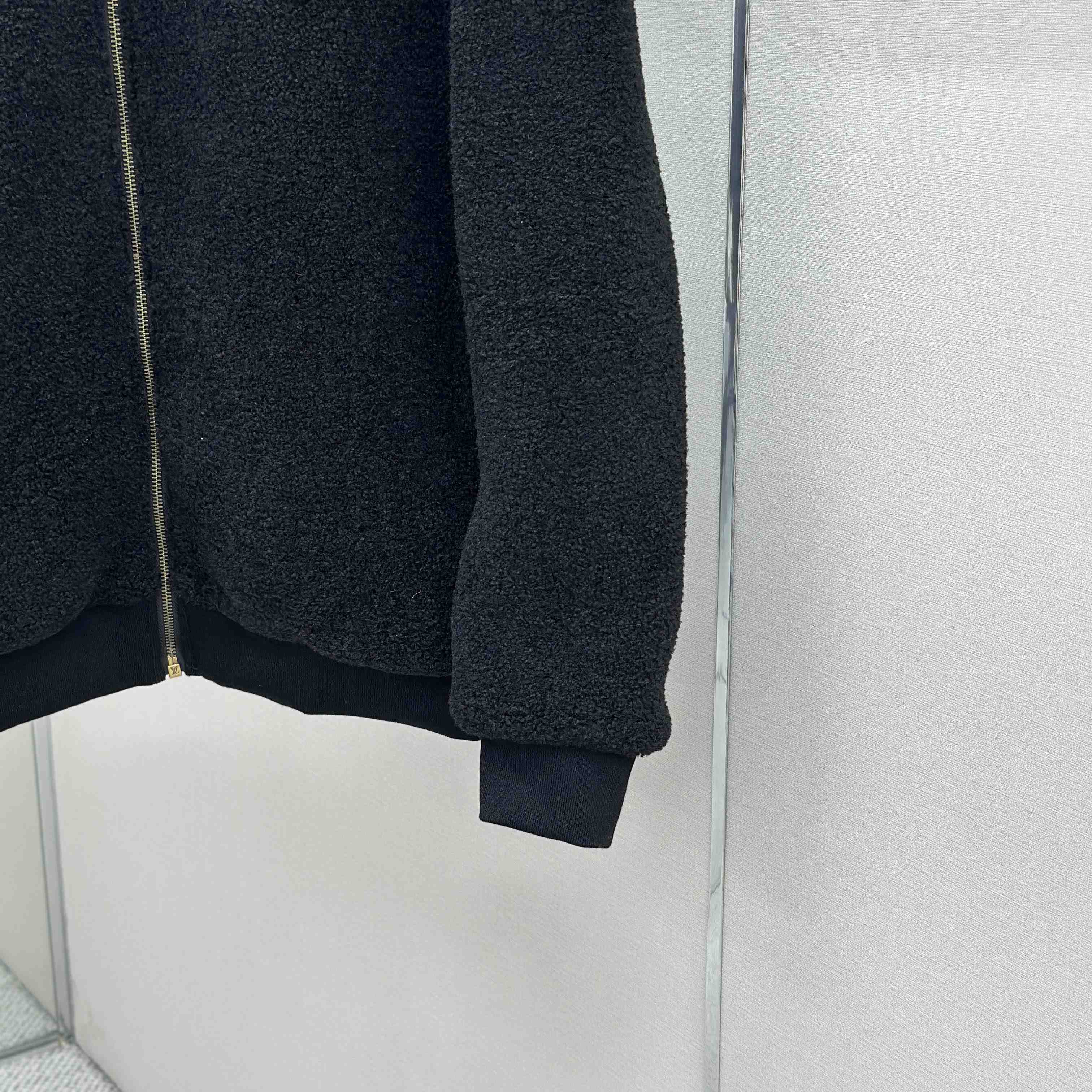 Louis Vuitton Zippered Fleece Blouson    1AJTU2 - DopestKickz