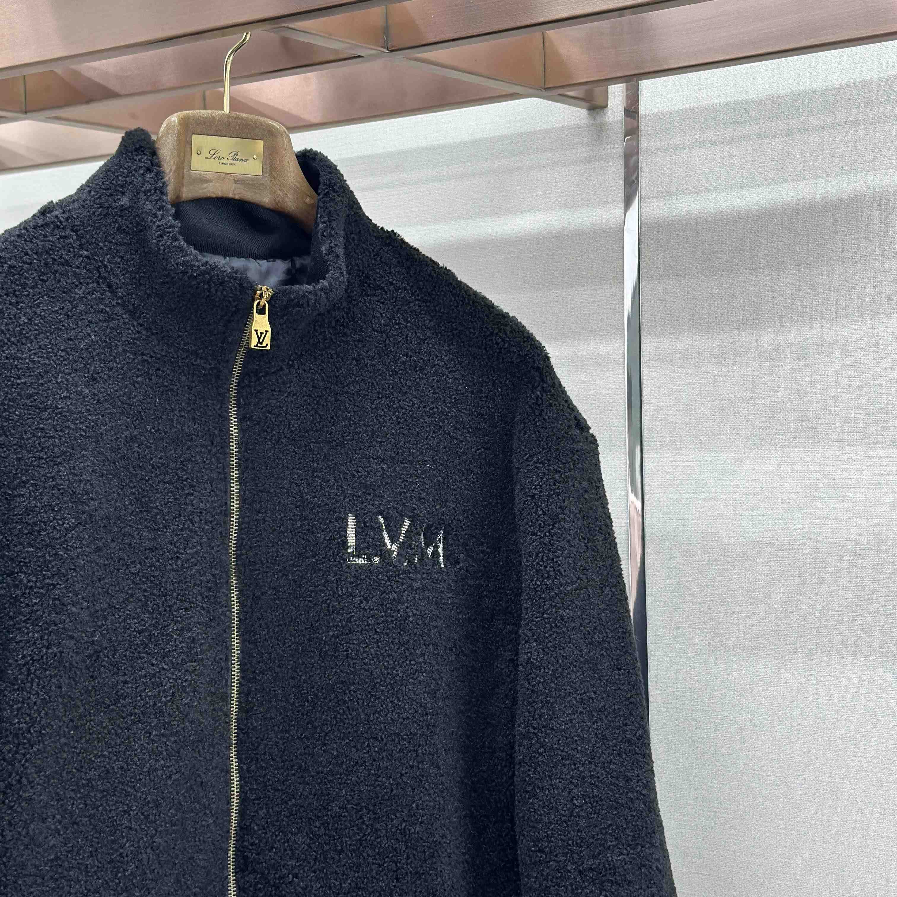 Louis Vuitton Zippered Fleece Blouson    1AJTU2 - DopestKickz