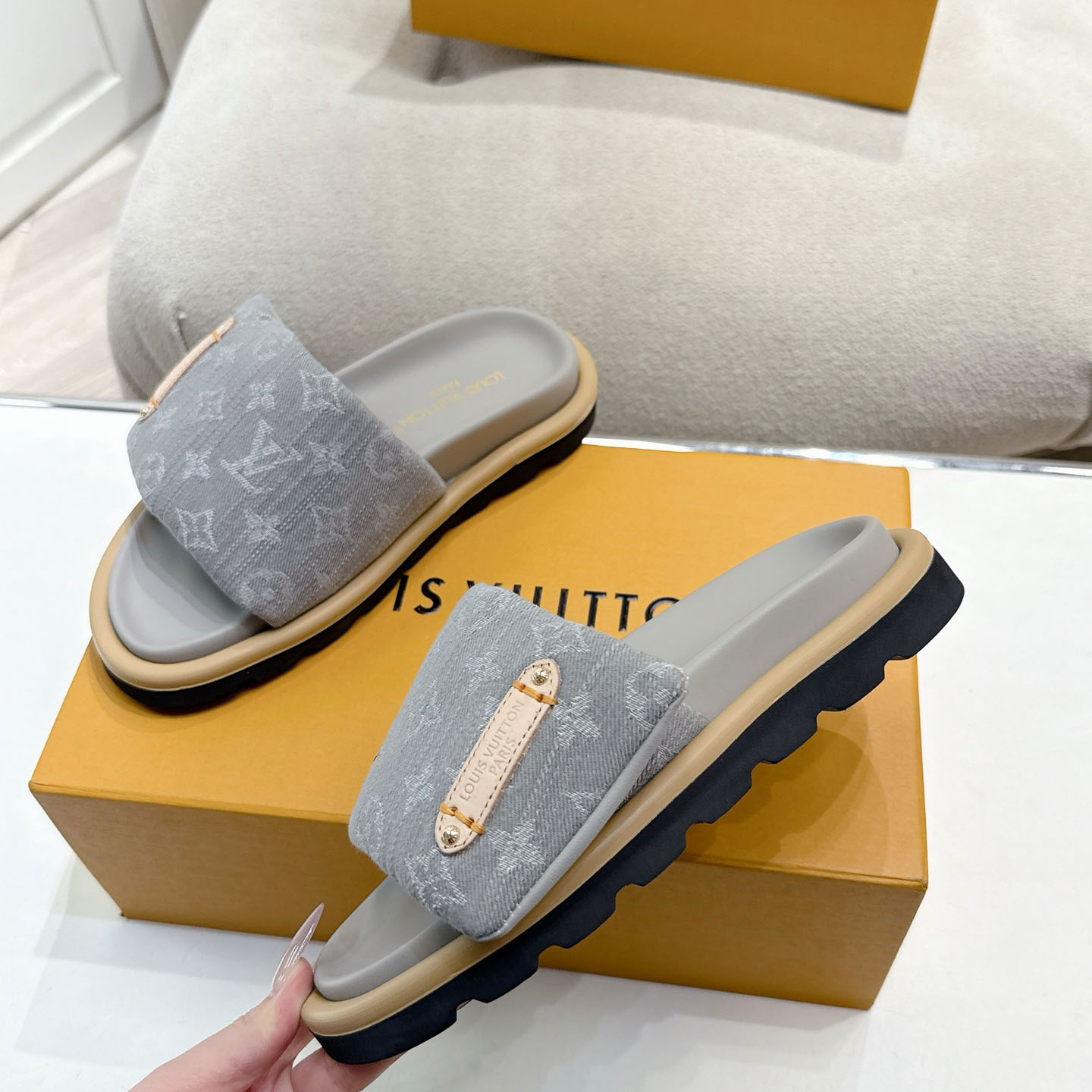 Louis Vuitton Pool Pillow Flat Comfort Mule 1AGUZY - DopestKickz