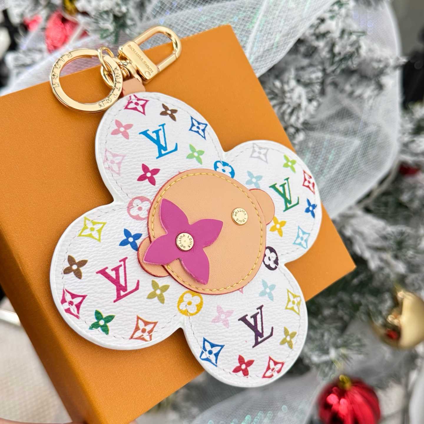 Louis Vuitton LV x TM Vivienne Head Bag Charm   M03728 - DopestKickz