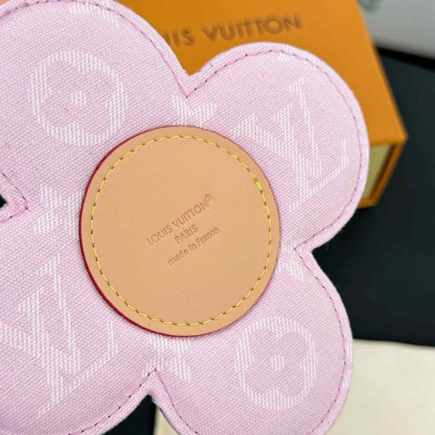 Louis Vuitton LV x TM Vivienne Head Bag Charm   M03823 - DopestKickz