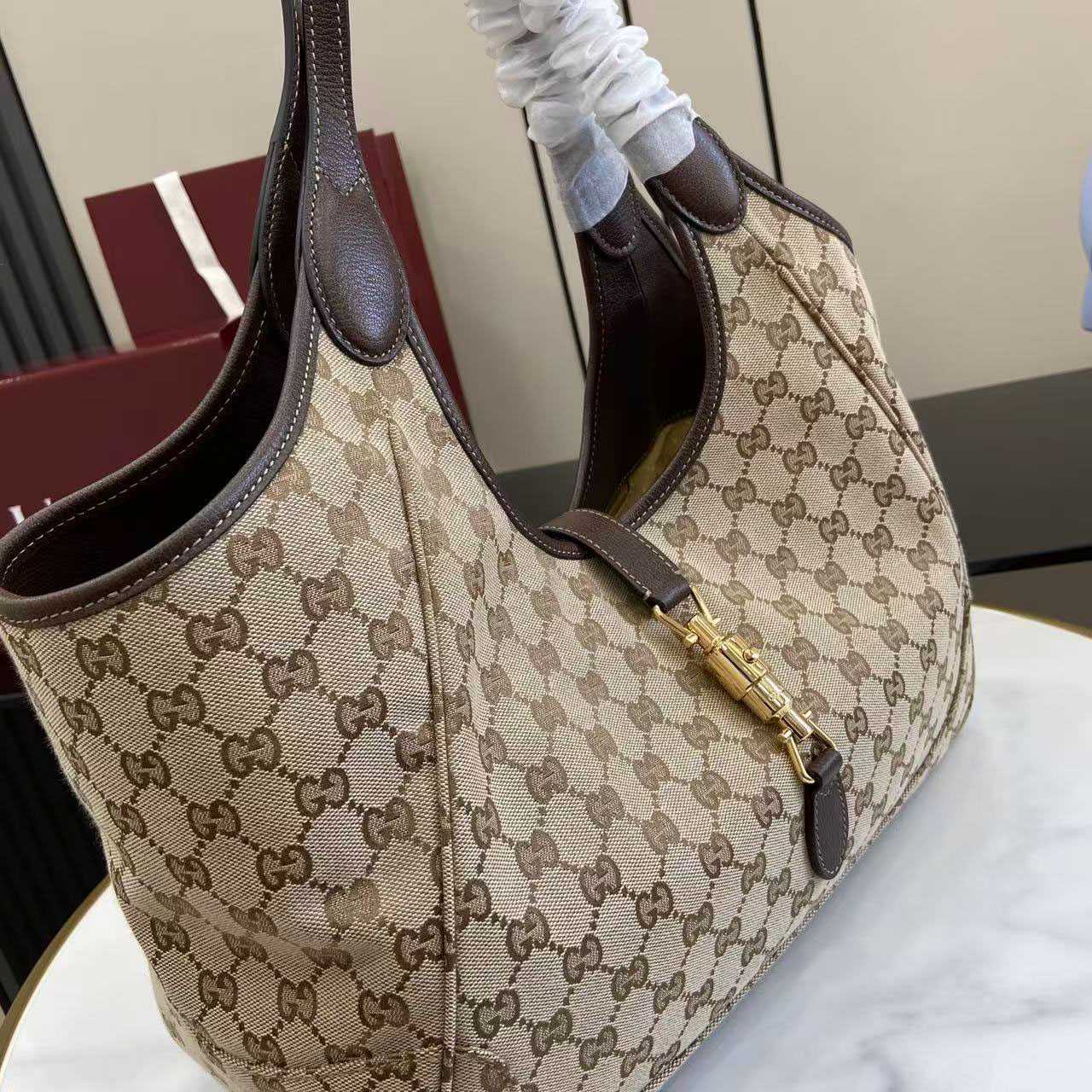 Gucci Mercato Medium Tote Bag 866645 - DopestKickz