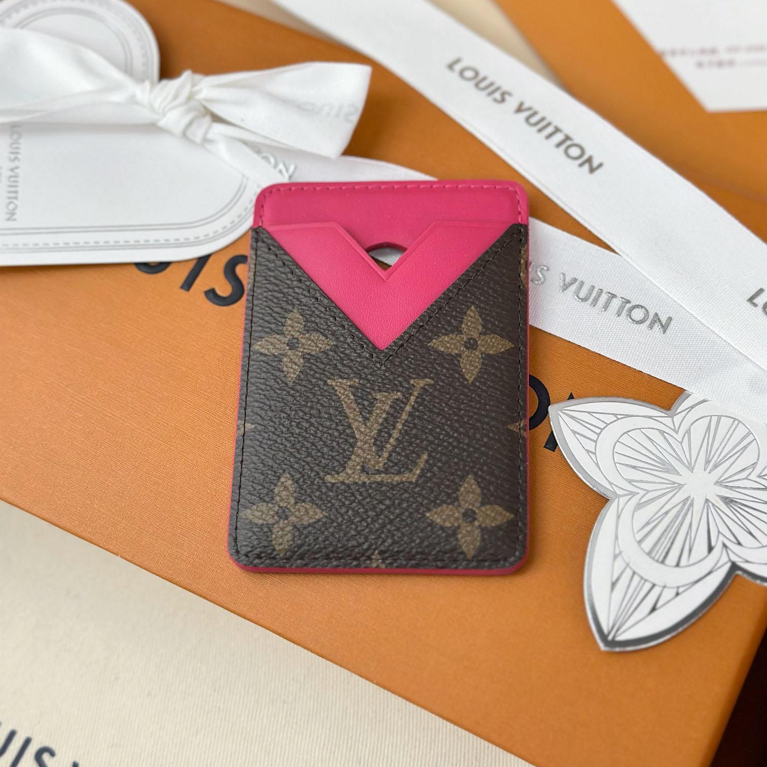 Louis Vuitton Magnetic Card Holder M12851 - DopestKickz