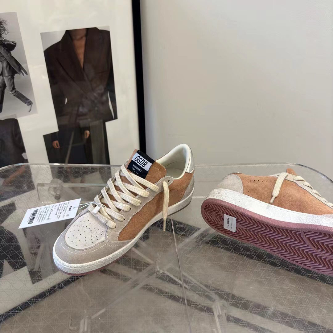 Golden Goose Ball Star in suede with orange star and silver metallic heel tab - DopestKickz