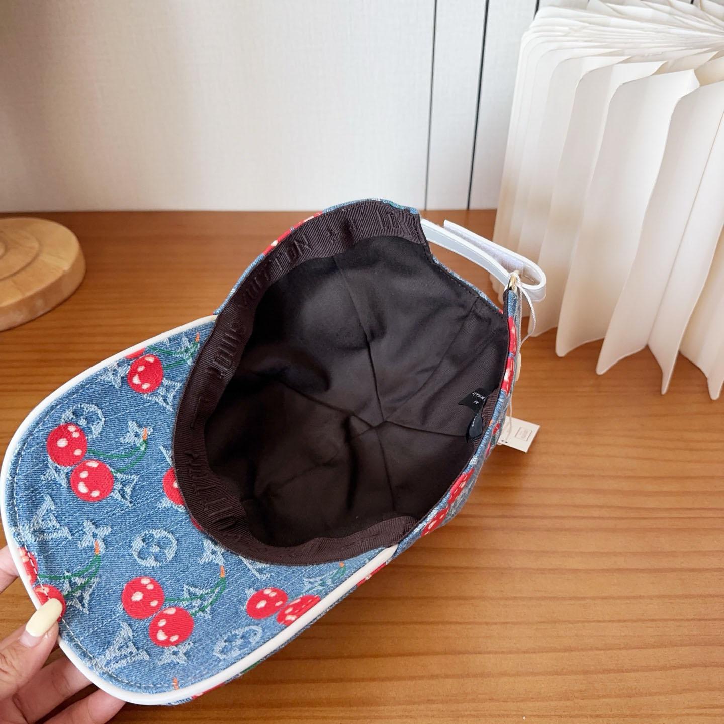 Louis Vuitton Cap - DopestKickz