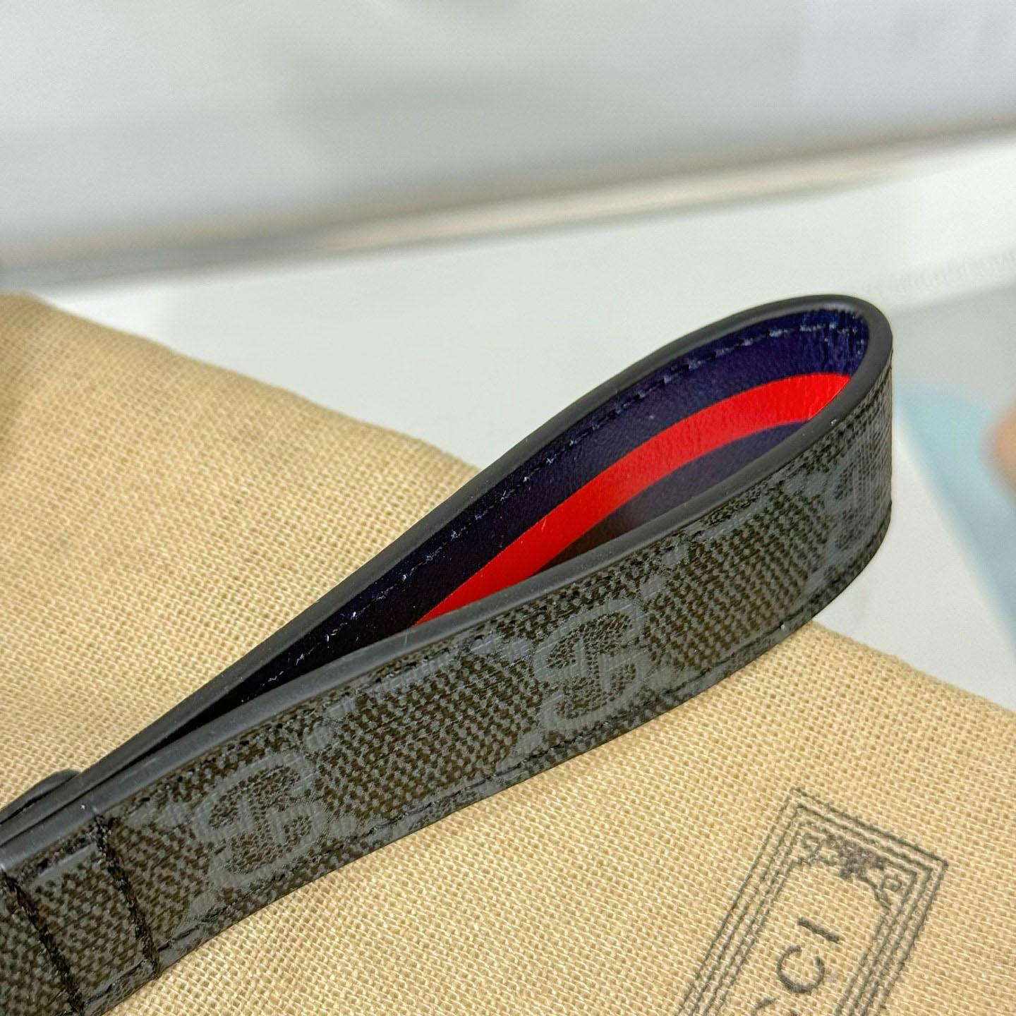 Gucci GG Keychain With Double G  - DopestKickz