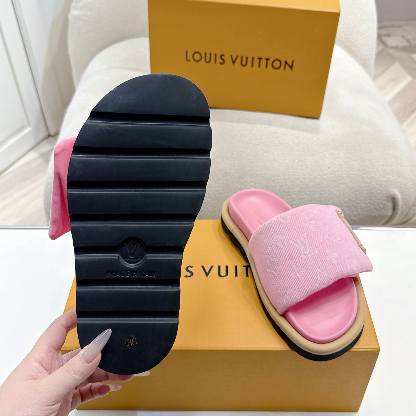 Louis Vuitton Pool Pillow Flat Comfort Mule 1AGUZH - DopestKickz