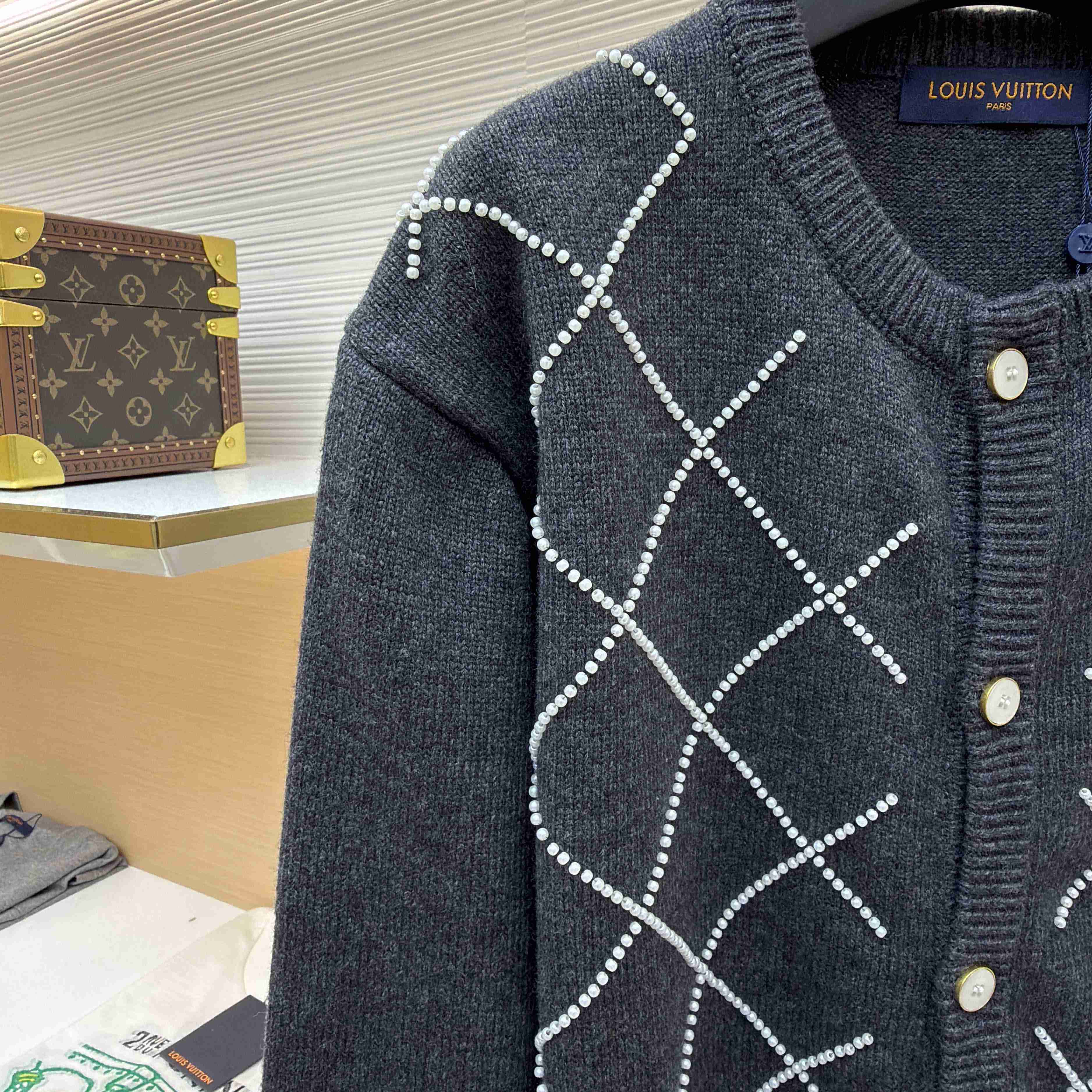 Louis Vuitton Cardigan With Pearly Embroidery   1AJBUT - DopestKickz
