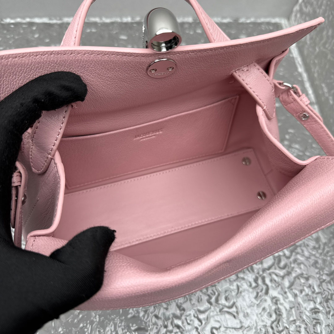 Jacquemus Small Valerie Bag - DopestKickz