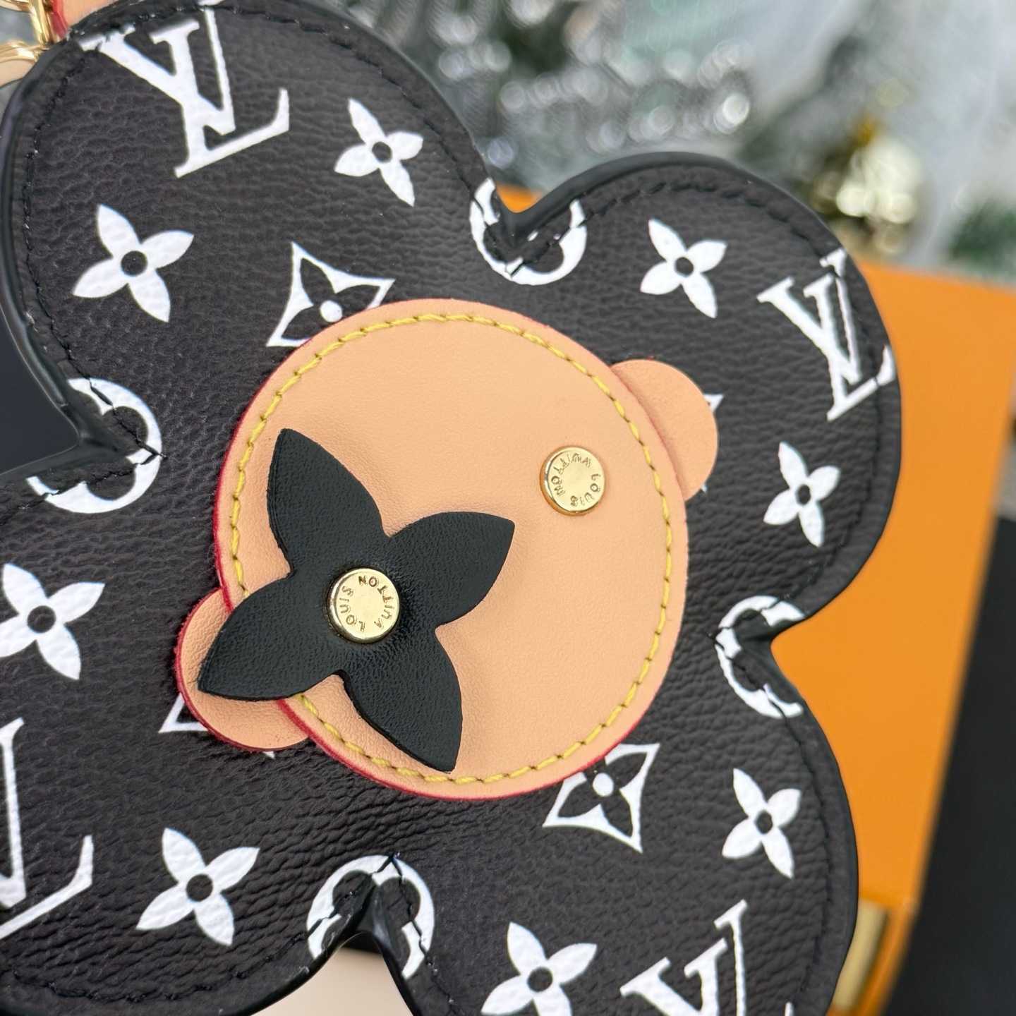 Louis Vuitton Vivienne Bag Charm   M03819 - DopestKickz