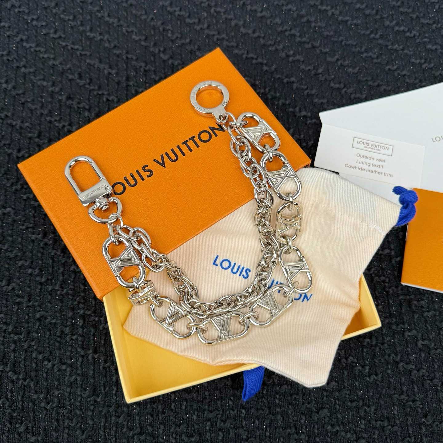 Louis Vuitton LV Flower Links Chain Belt   M03687 - DopestKickz
