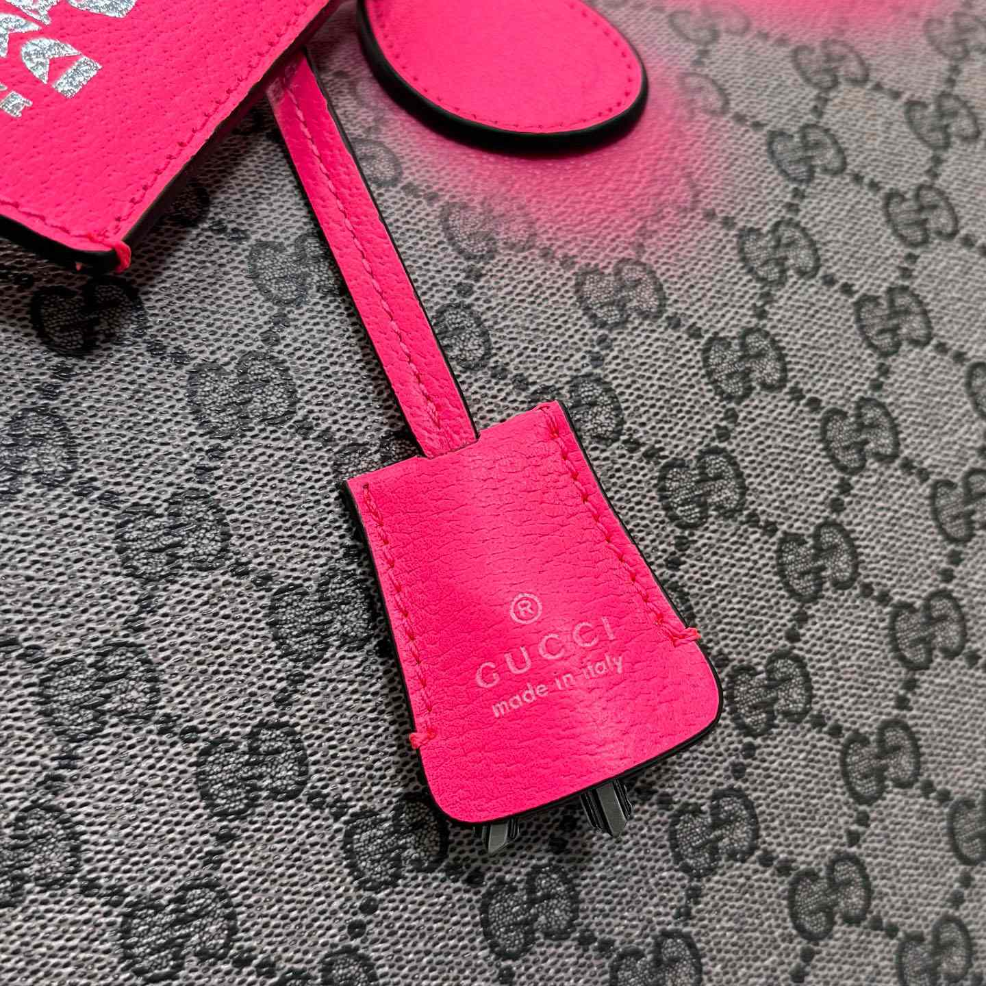 Gucci GG Medium Duffle Bag 834460 - DopestKickz