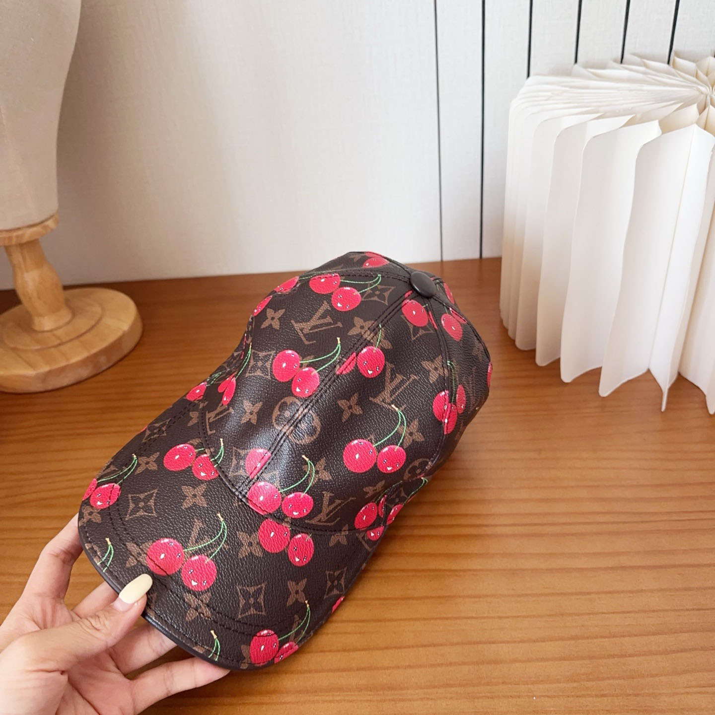 Louis Vuitton Cap - DopestKickz