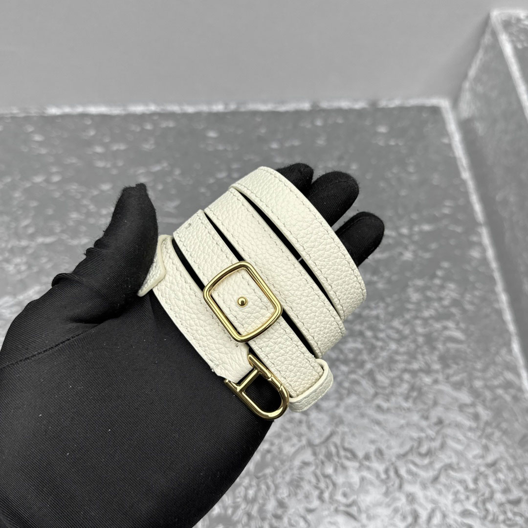 Loro Piana Extra Softy Bag L33  - DopestKickz