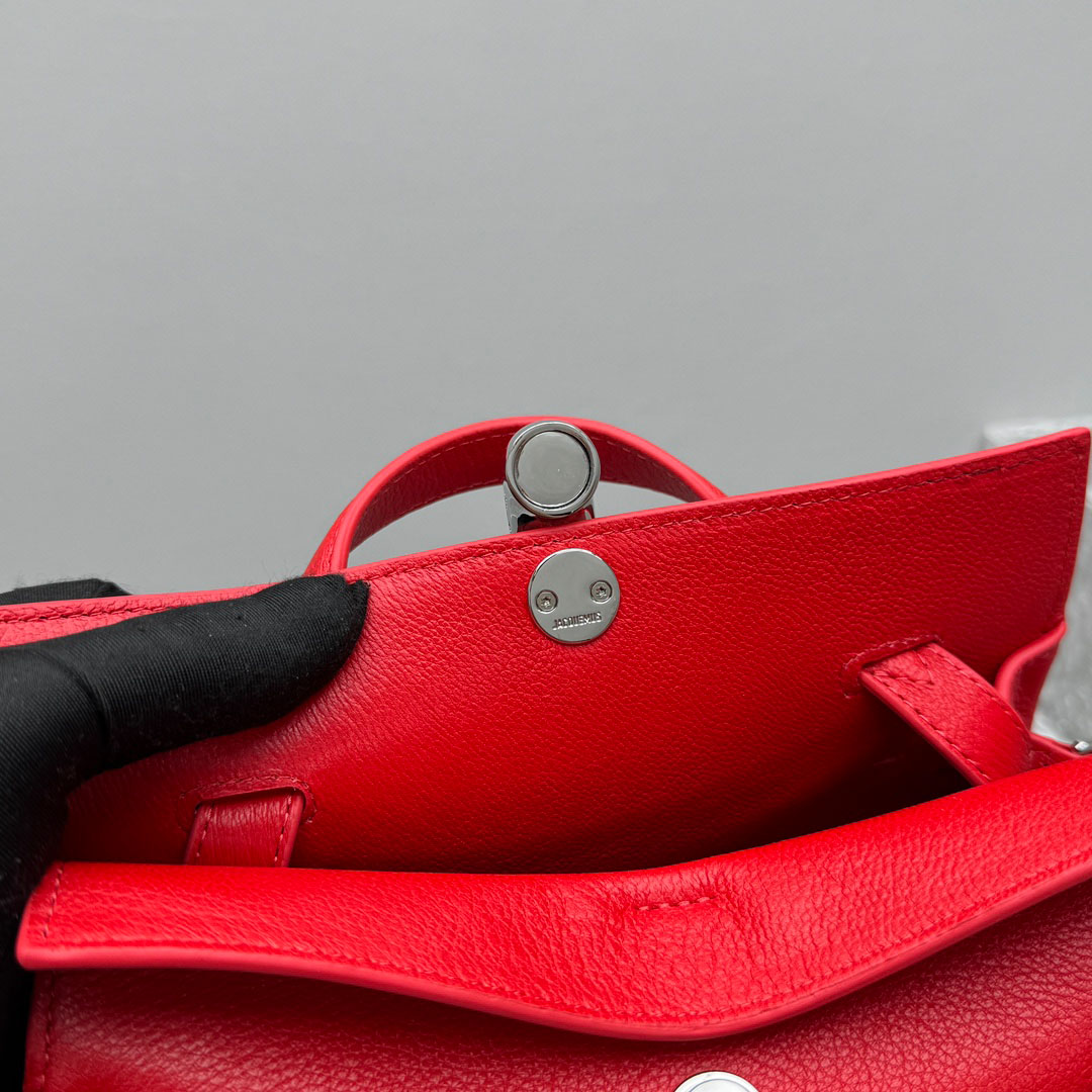 Jacquemus Small Valerie Bag - DopestKickz