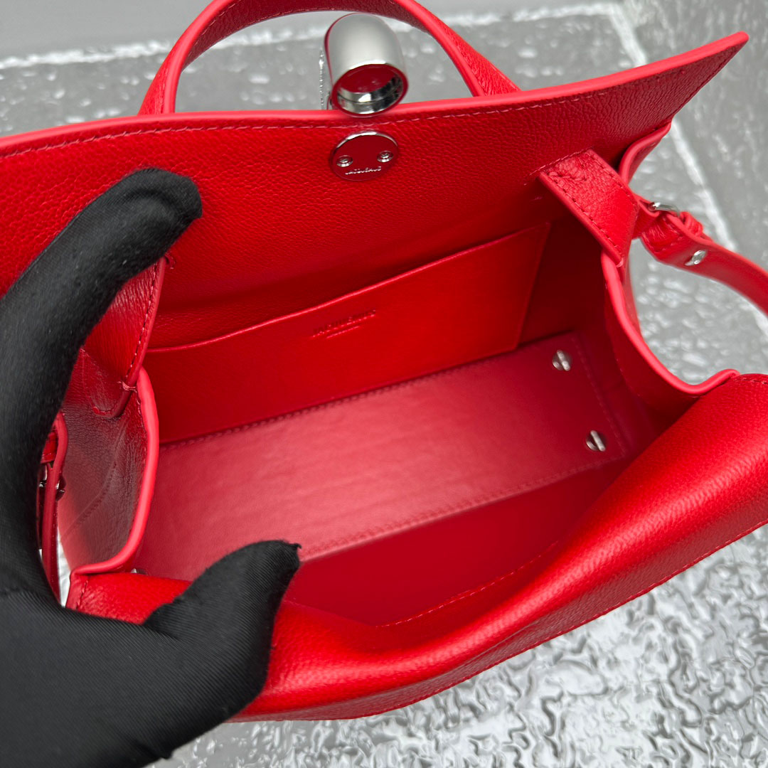 Jacquemus Small Valerie Bag - DopestKickz