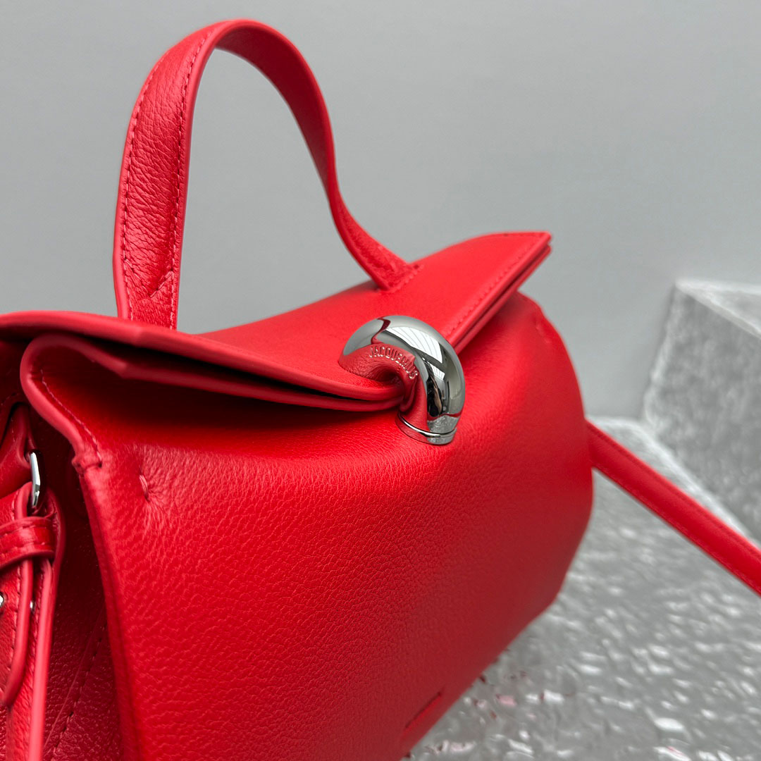 Jacquemus Small Valerie Bag - DopestKickz