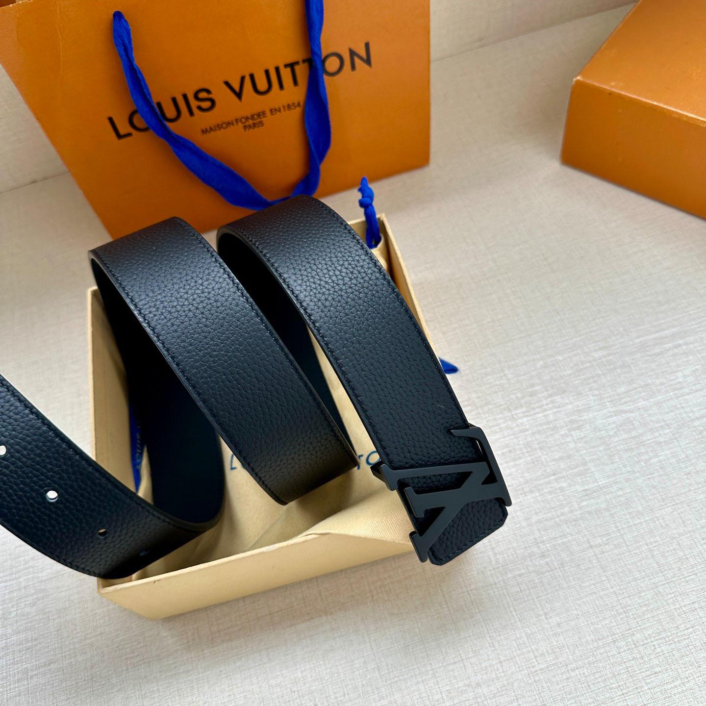 Louis Vuitton Initiales 40mm Reversible Belt - DopestKickz