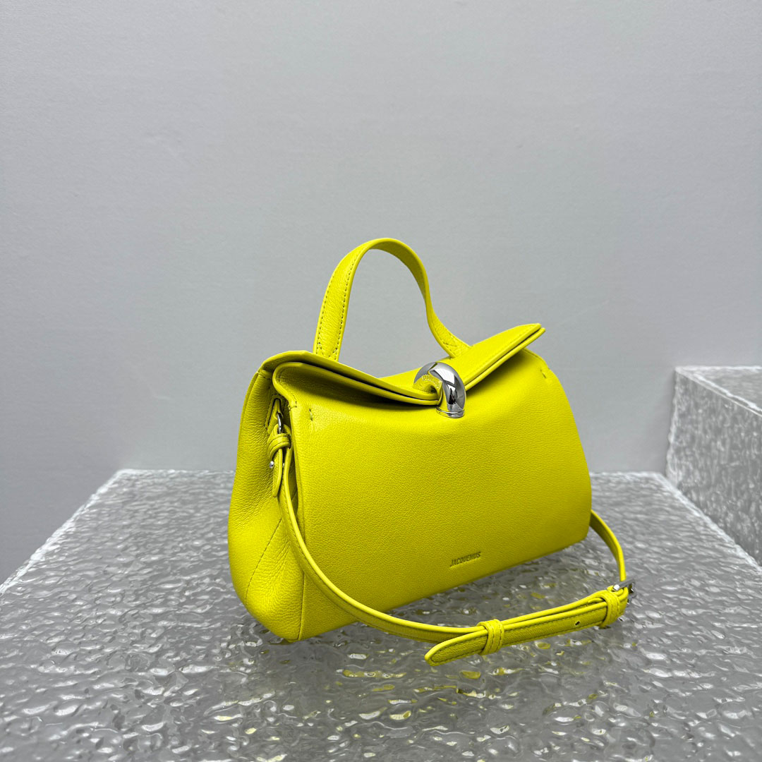 Jacquemus Small Valerie Bag - DopestKickz