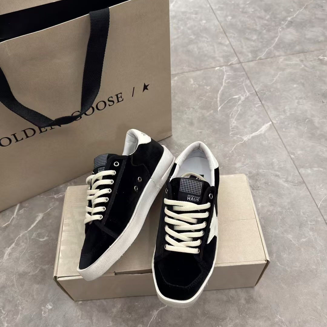 Golden Goose Exclusive Haus Of Dreamers Stardan in Velvet | White x Black - DopestKickz