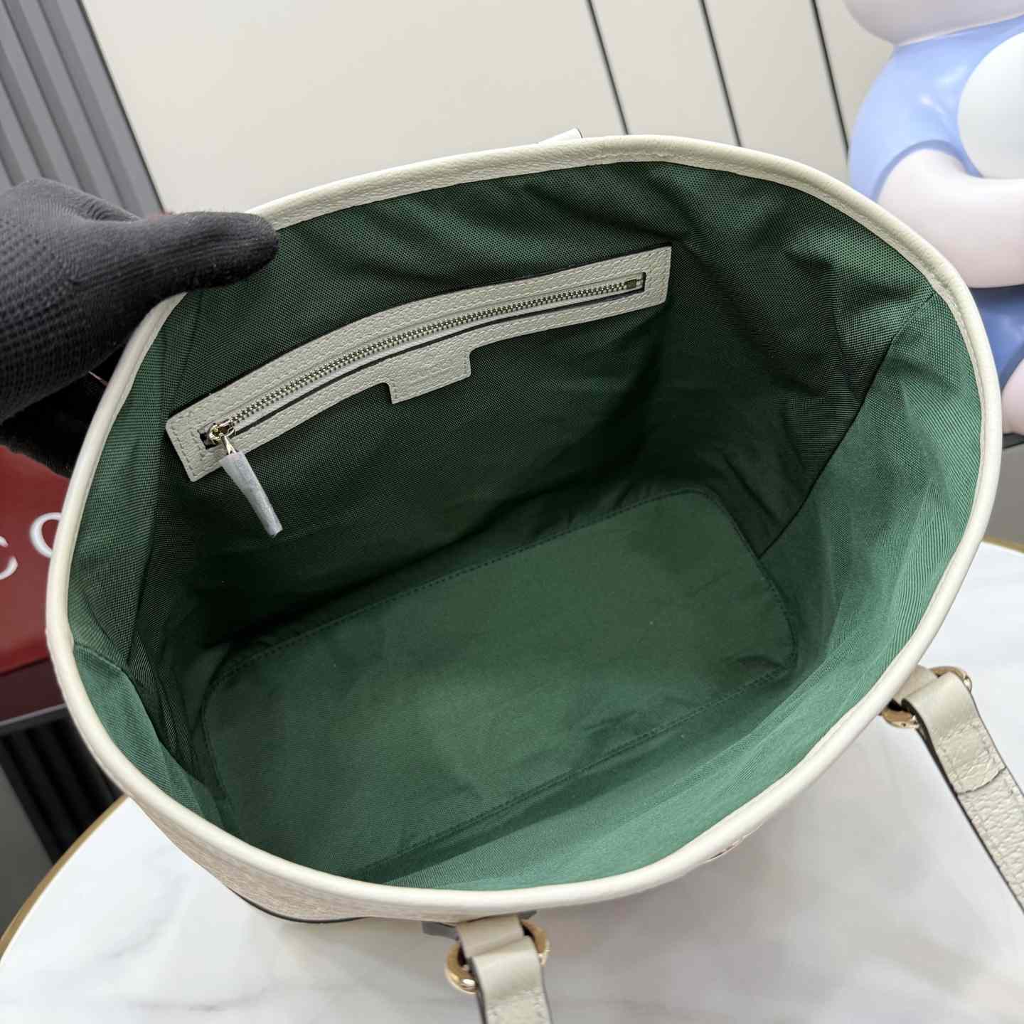 Gucci Ophidia Medium Tote Bag - DopestKickz