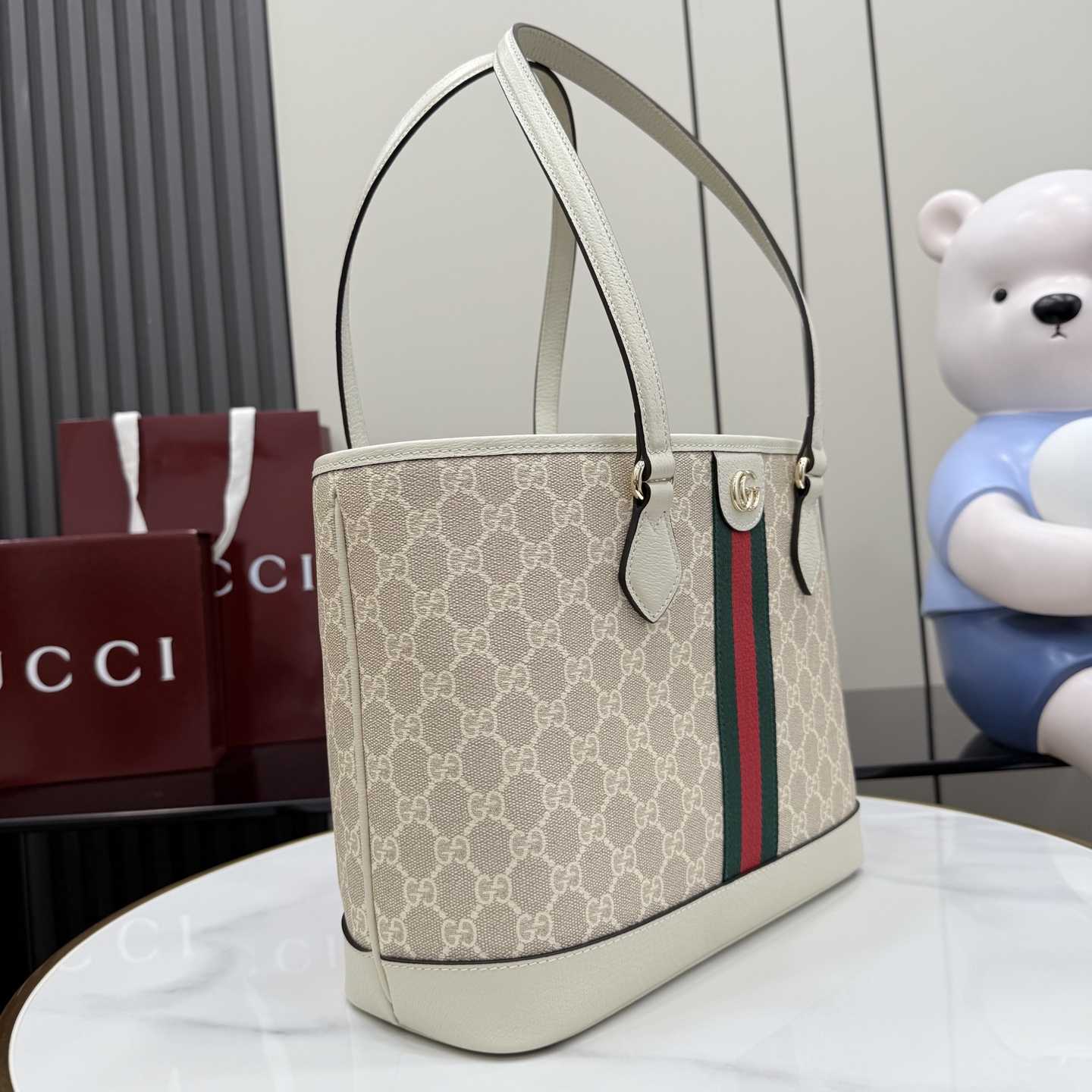 Gucci Ophidia Medium Tote Bag - DopestKickz